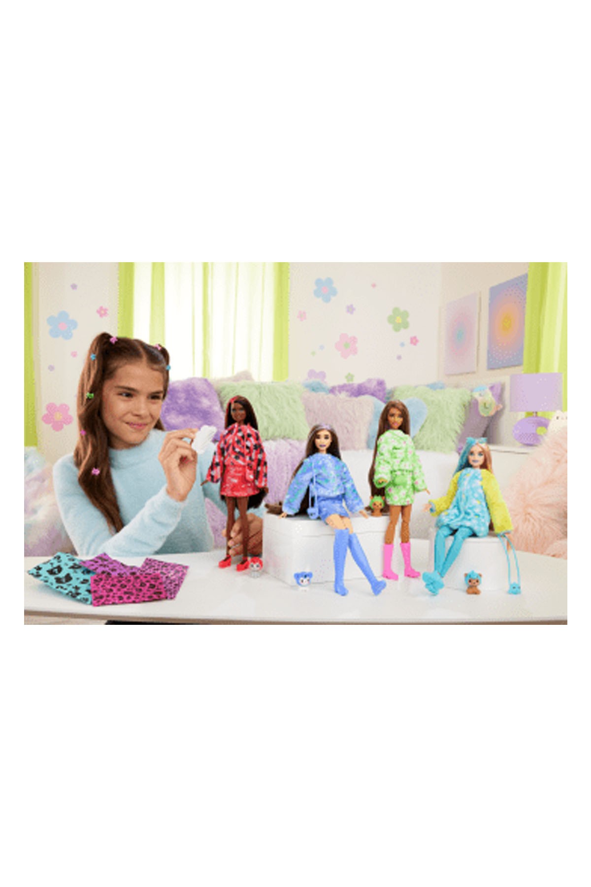 Barbie Cutie Reveal Şirin Kostümler Serisi HRK24
