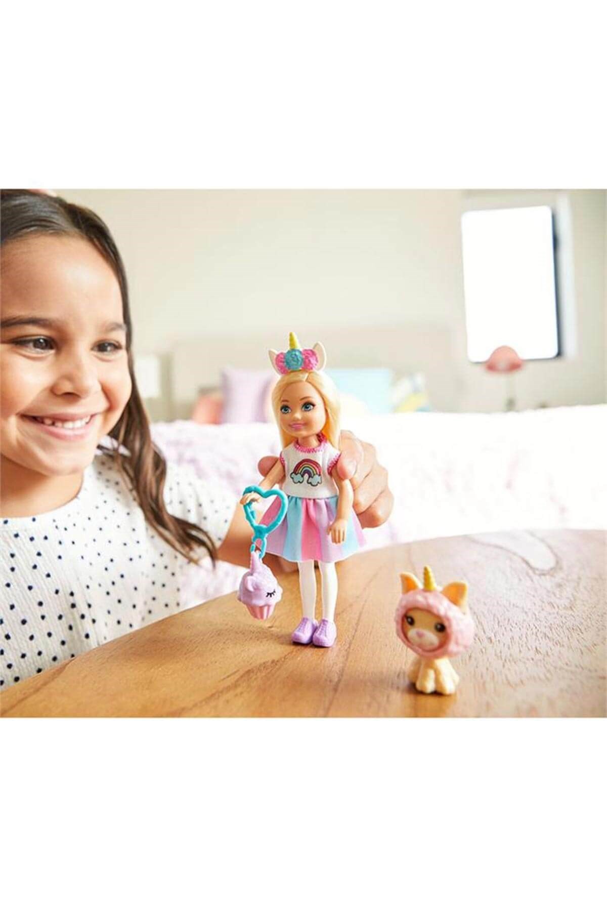 Barbie Kostümlü Chelsea ve Hayvacığı Oyun Setleri - Tek Boynuzlu At Temalı GHV70