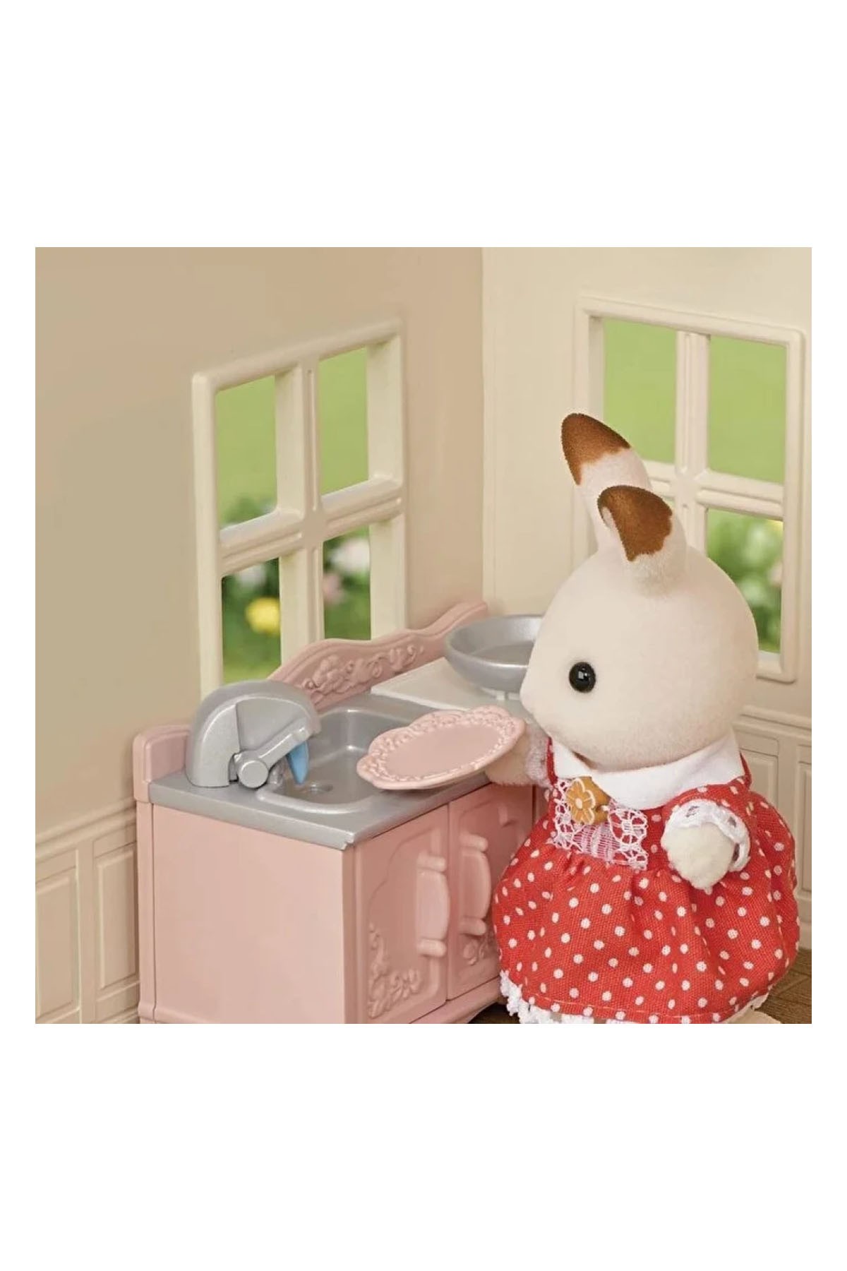 Sylvanian Families Kırmızı Çatılı Başlangıç Evi Oyun Seti