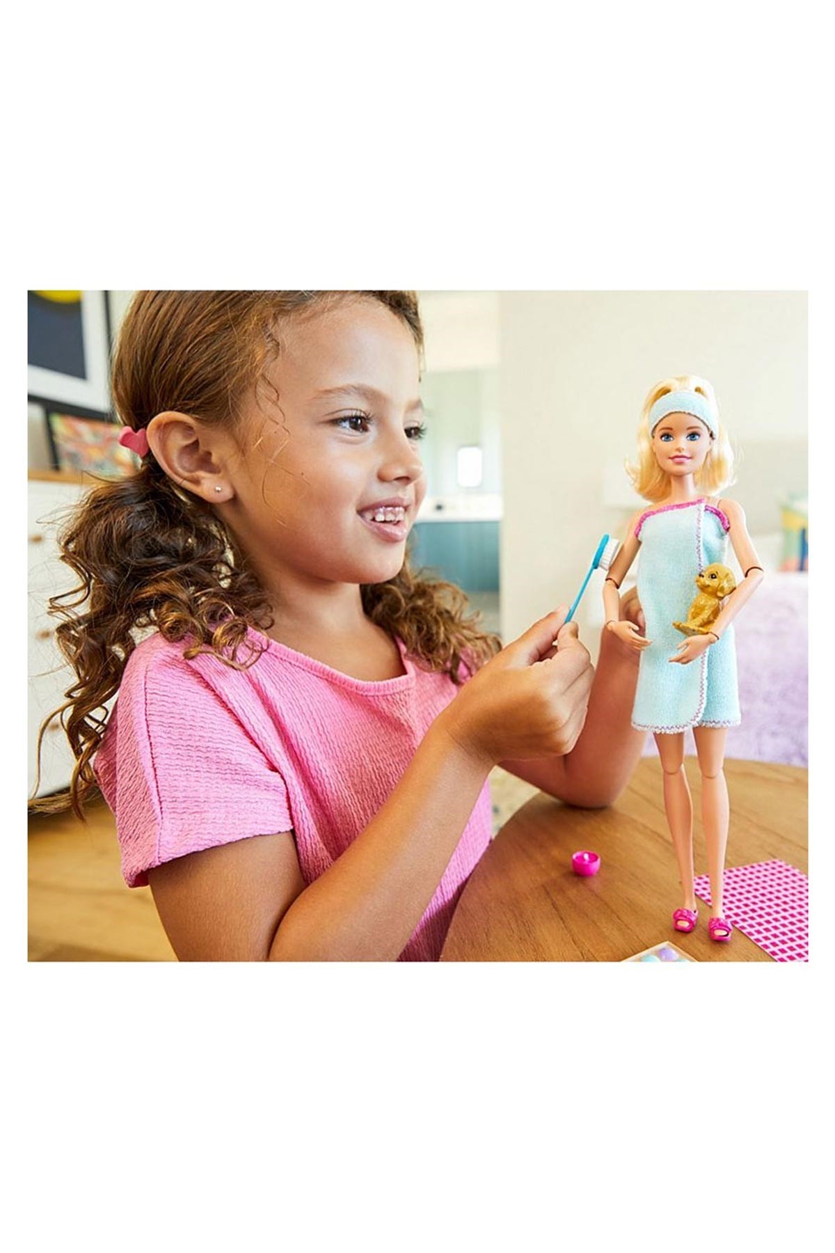 Barbie Wellness Barbie'nin Spa Günü Bebekleri Spa Temalı GJG55