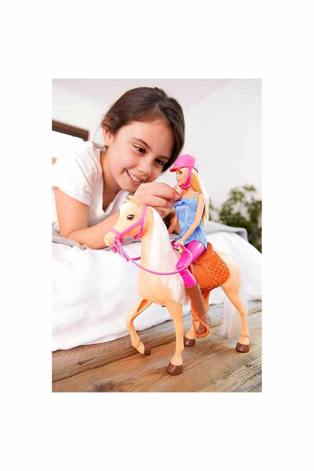 Barbie ve Güzel Atı Oyun Seti