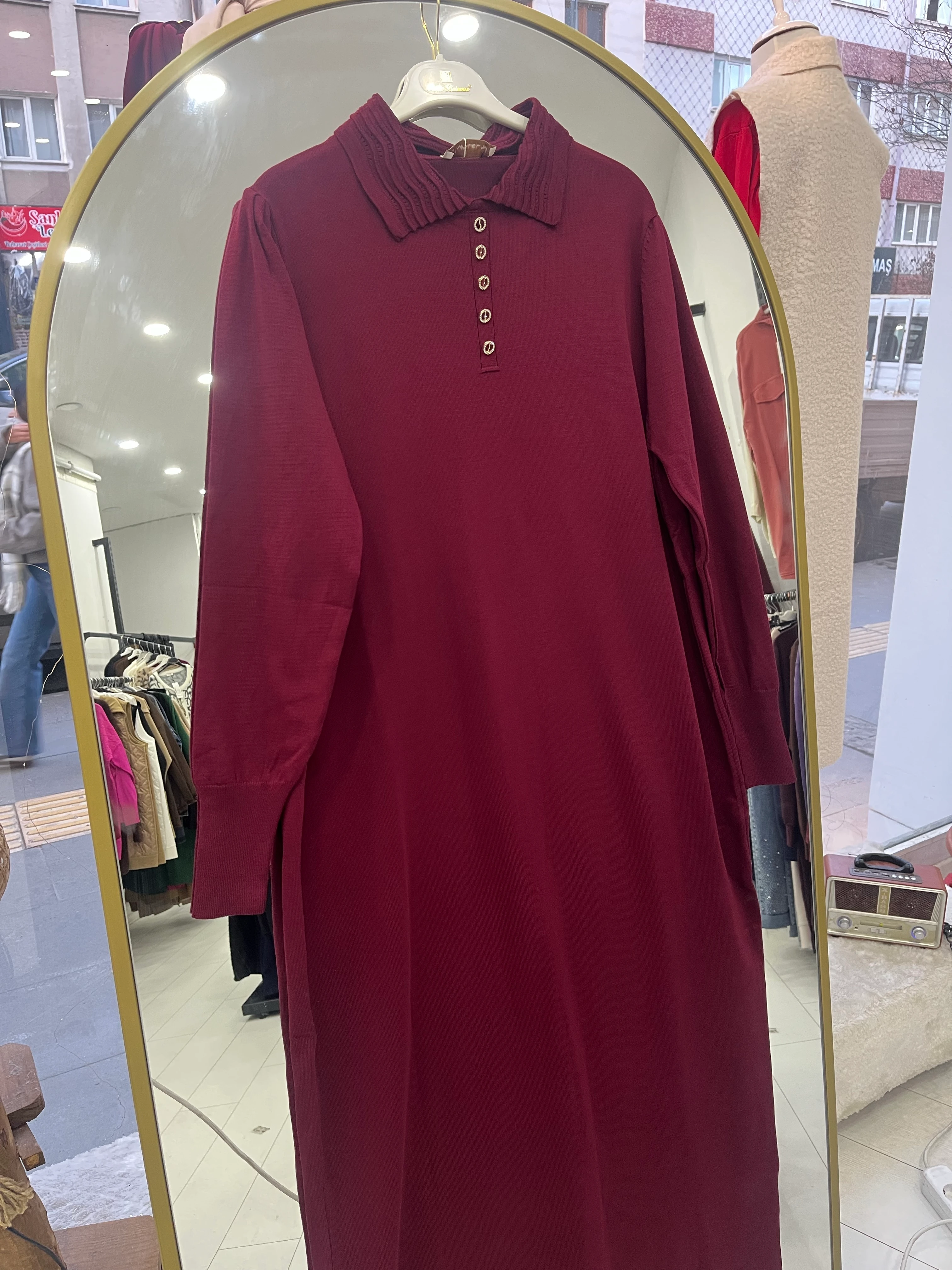 YAKA DETAYLI ELBİSE