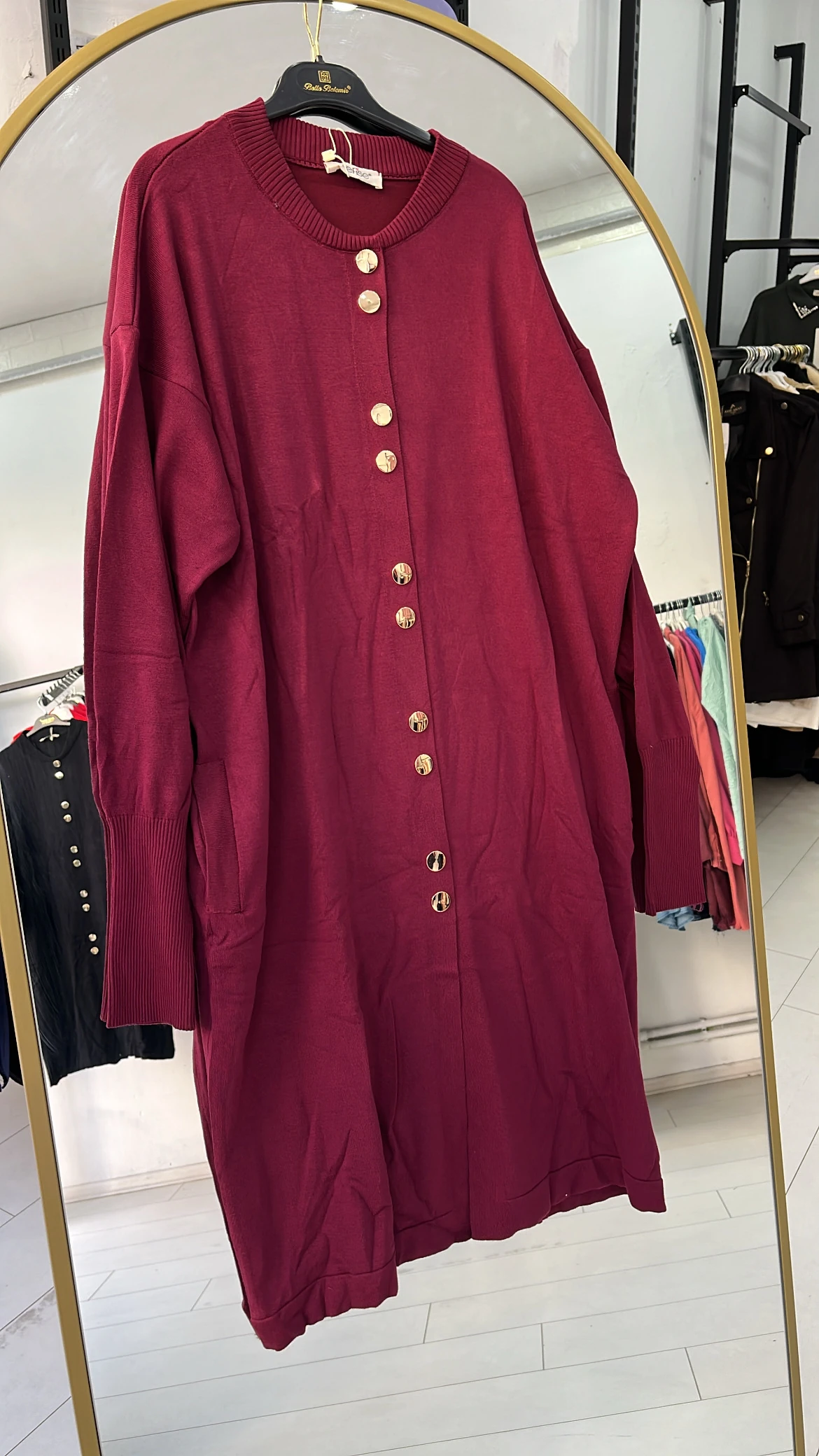 GOLD DÜĞMELİ HIRKA