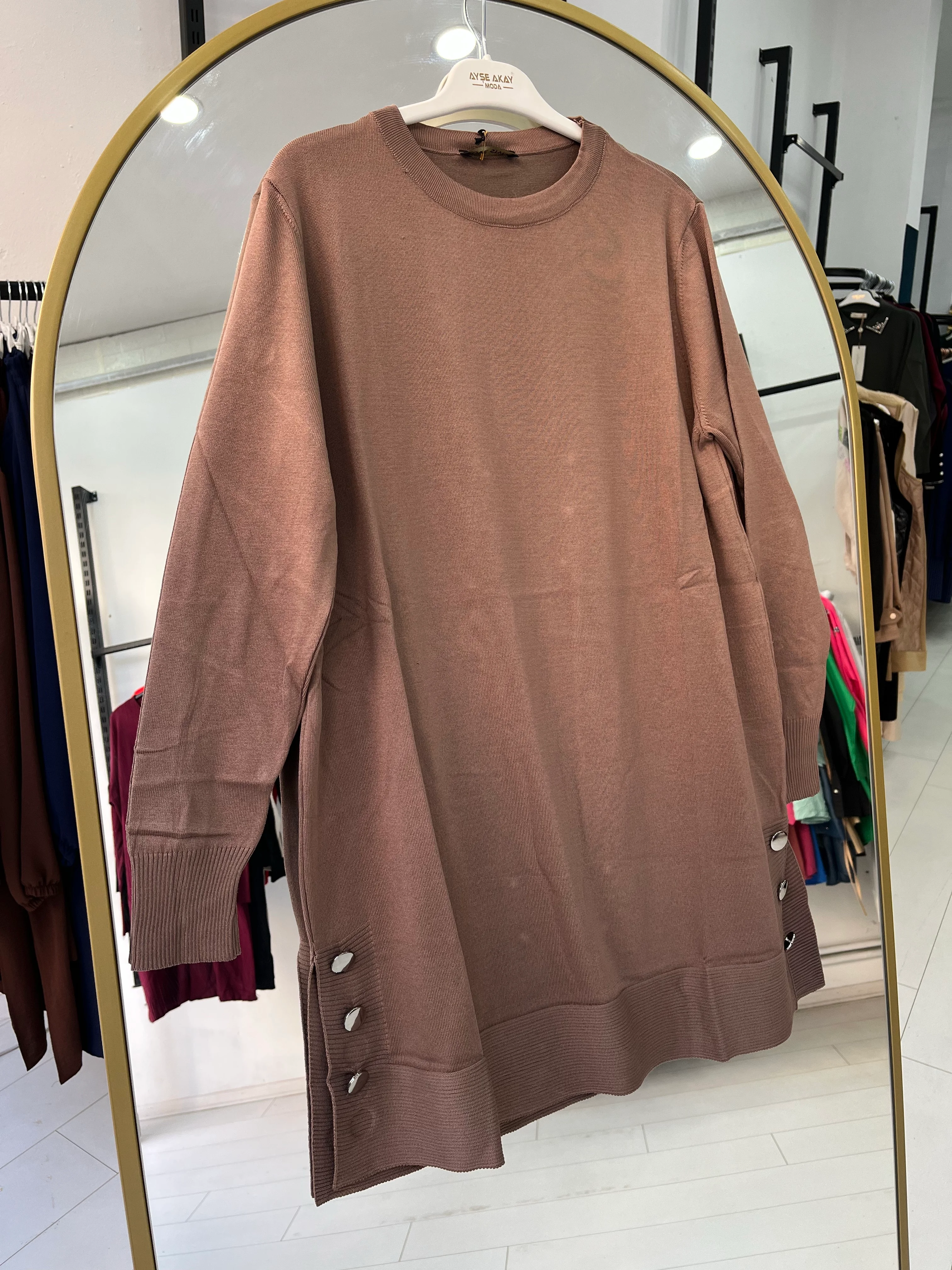 Yanları düğmeli tunik