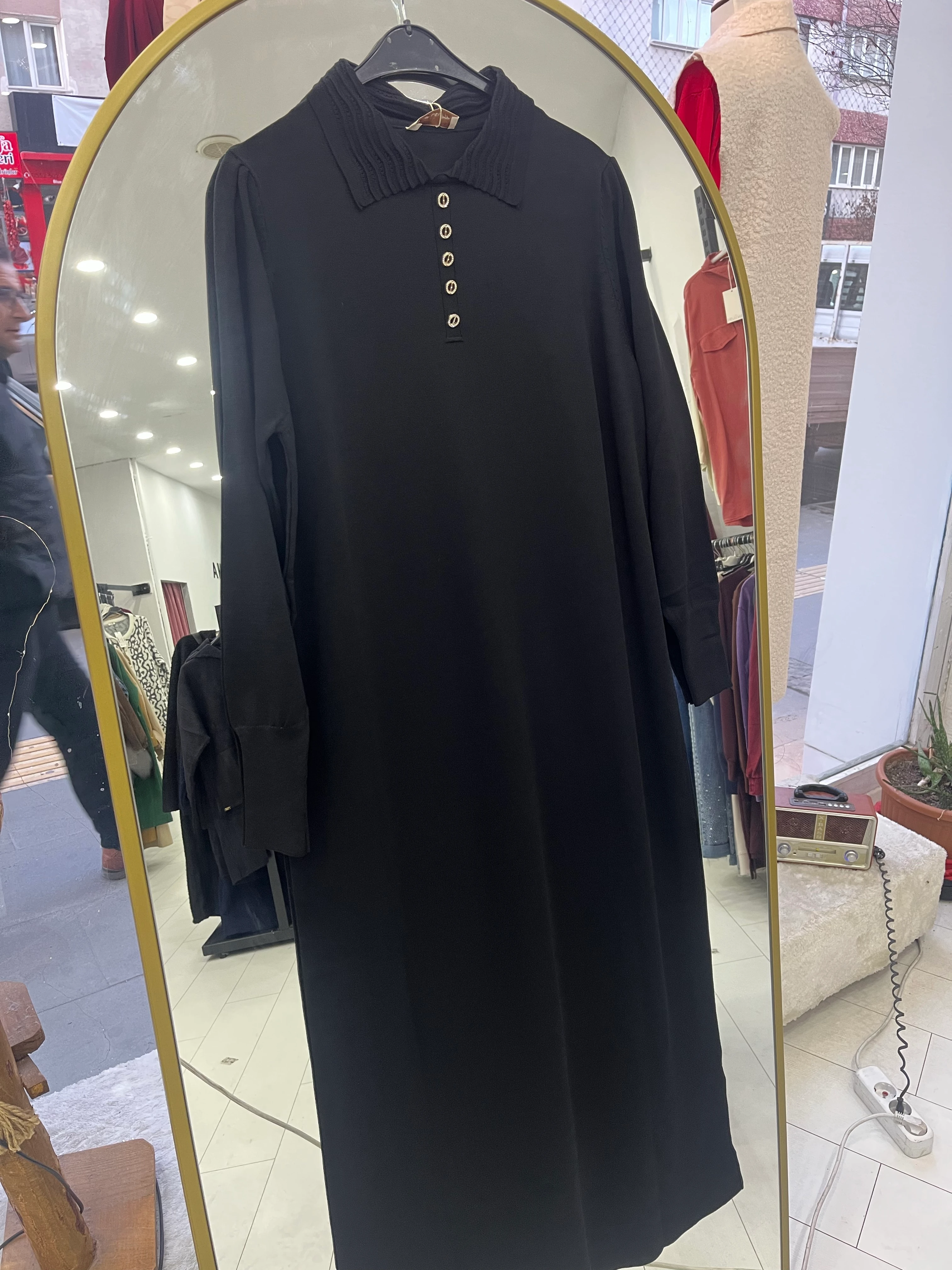 YAKA DETAYLI ELBİSE