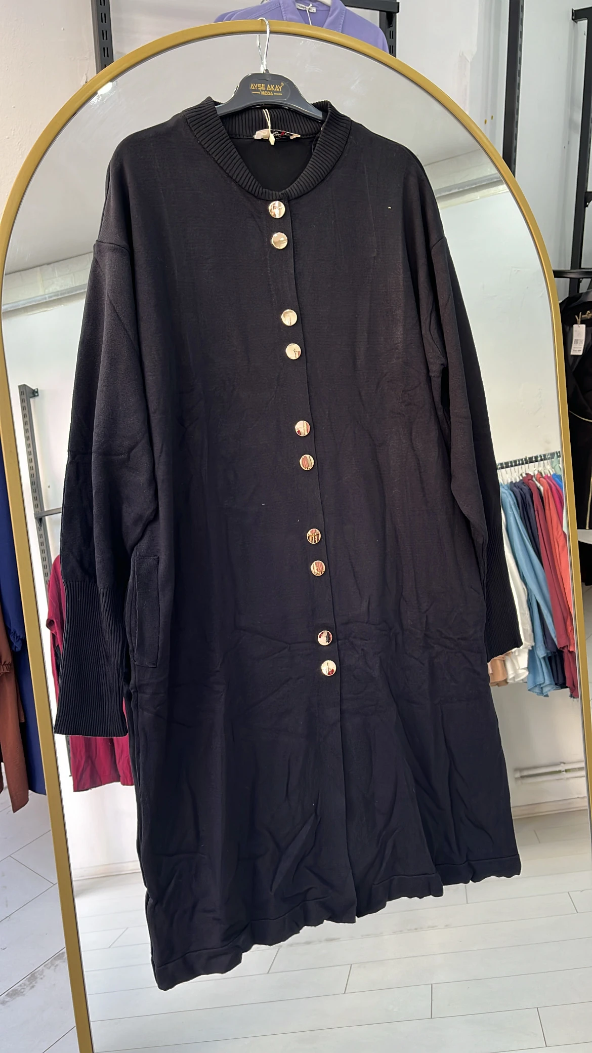 GOLD DÜĞMELİ HIRKA