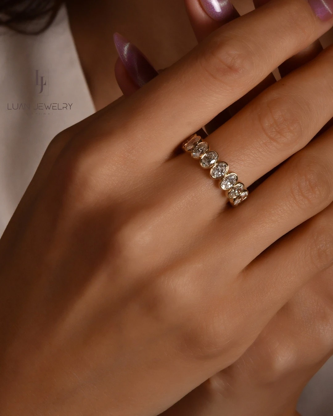 14 Ayar Altın Oval Kesim Bezel Tasarım Laboratuvar Pırlanta Tamtur / Yarımtur Yüzük- The Elara