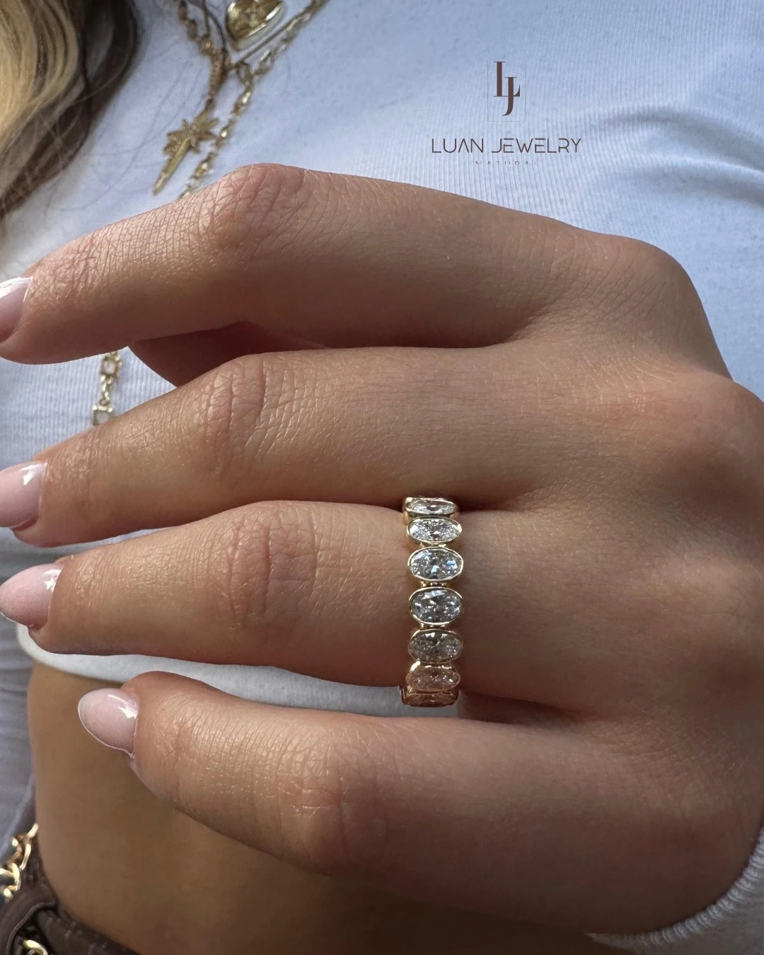 14 Ayar Altın Oval Kesim Bezel Tasarım Laboratuvar Pırlanta Tamtur / Yarımtur Yüzük- The Elara