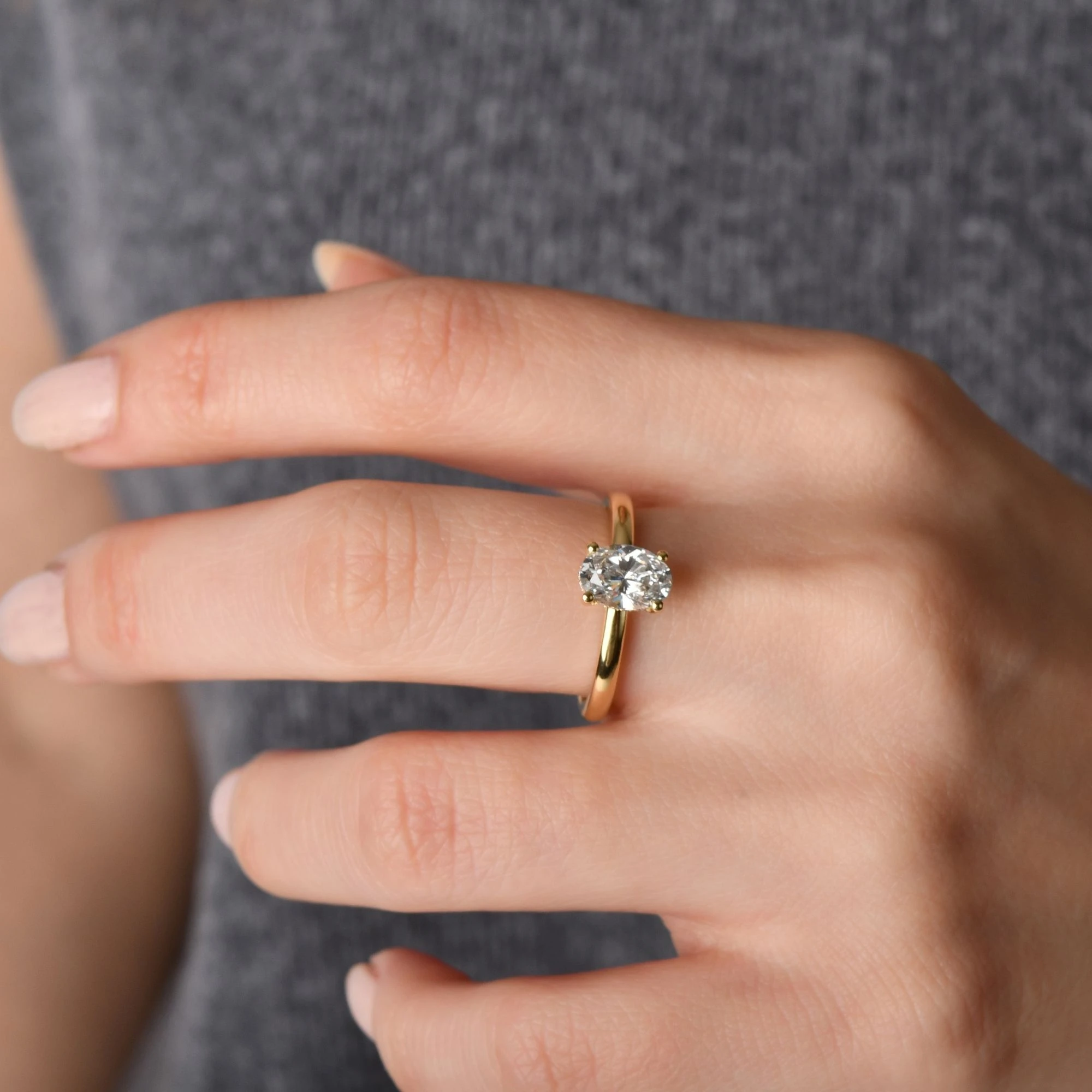 1 Karat Oval Kesim Laboratuvar Pırlanta Tektaş Yüzük