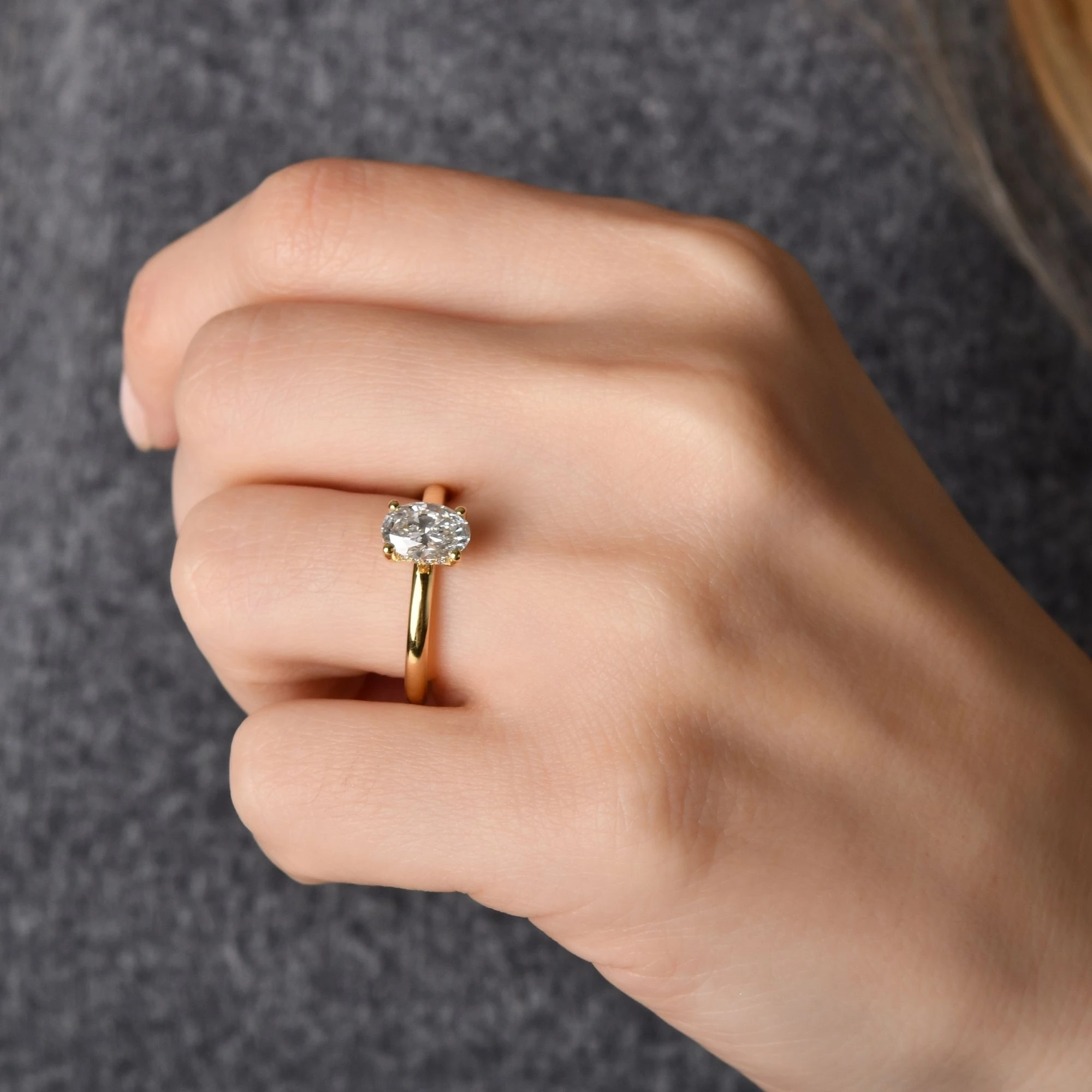 1 Karat Oval Kesim Laboratuvar Pırlanta Tektaş Yüzük