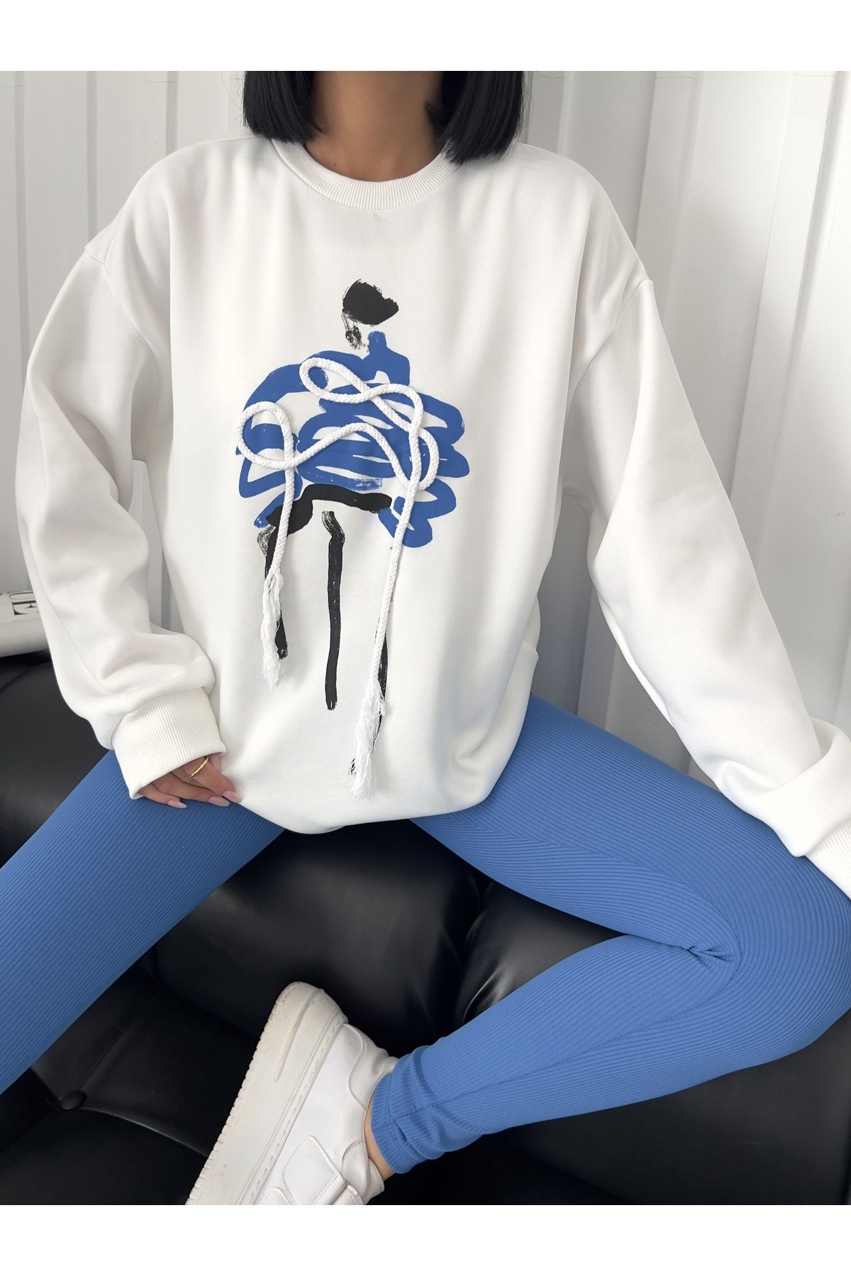 Baskılı Halat İp Detaylı Sweatshirt