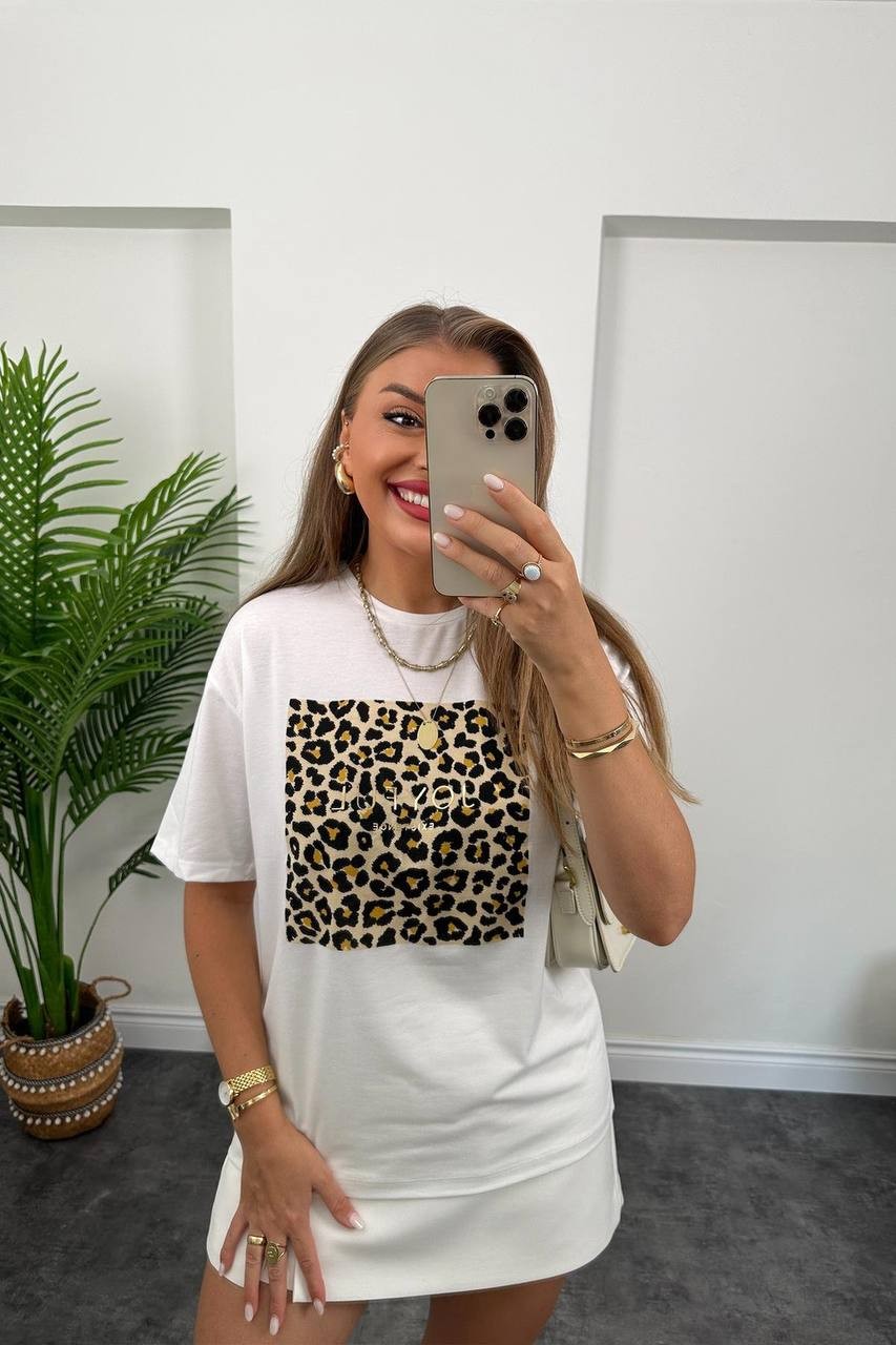 Leopar Baskılı Joyful T-Shirt