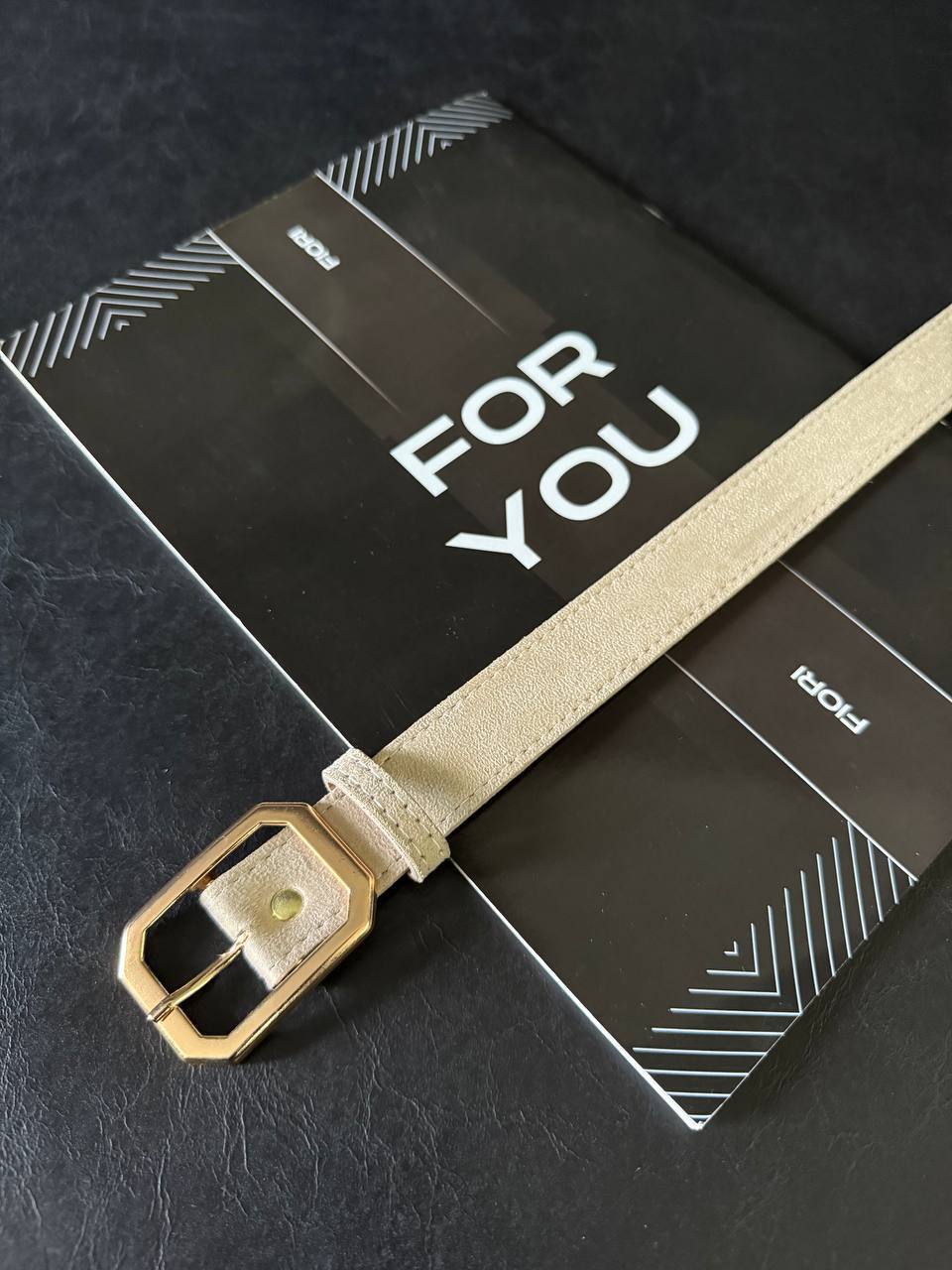 Süet Köşe Tokalı Kadın Kemeri - Bej