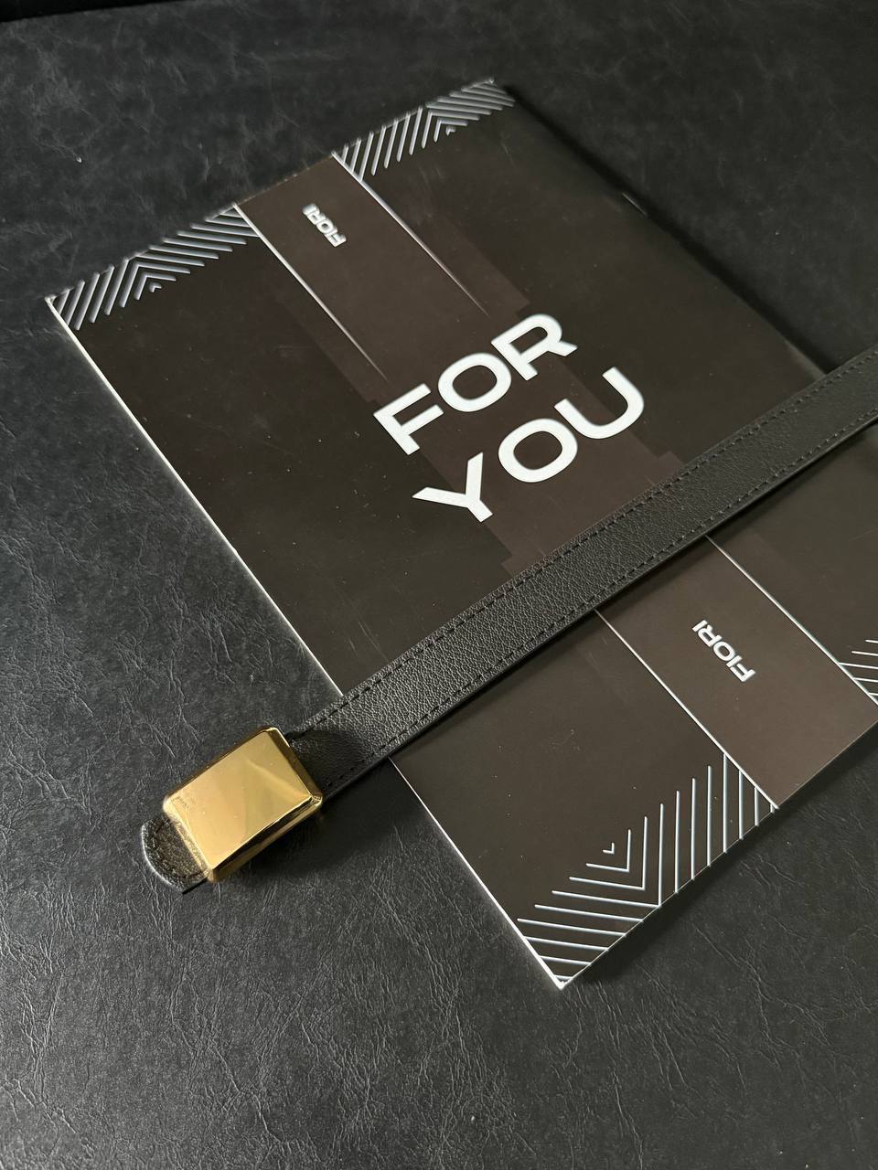 Köşeli Toka Kadın Kemeri - Siyah