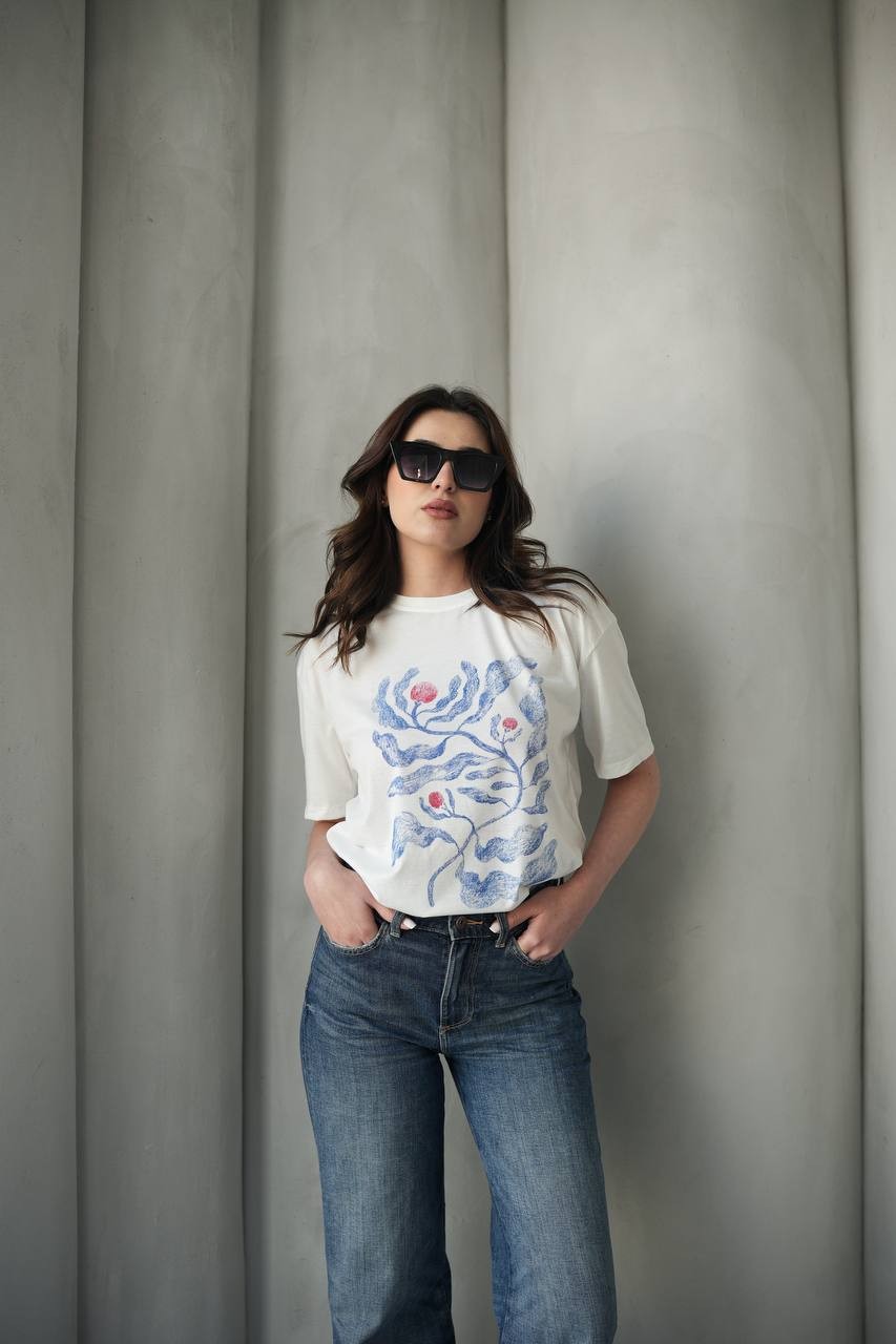 Çiçek Baskılı T-Shirt