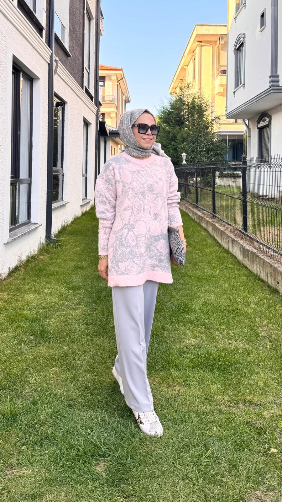 Batik Desenli Sim Geçişli Kazak - Pembe