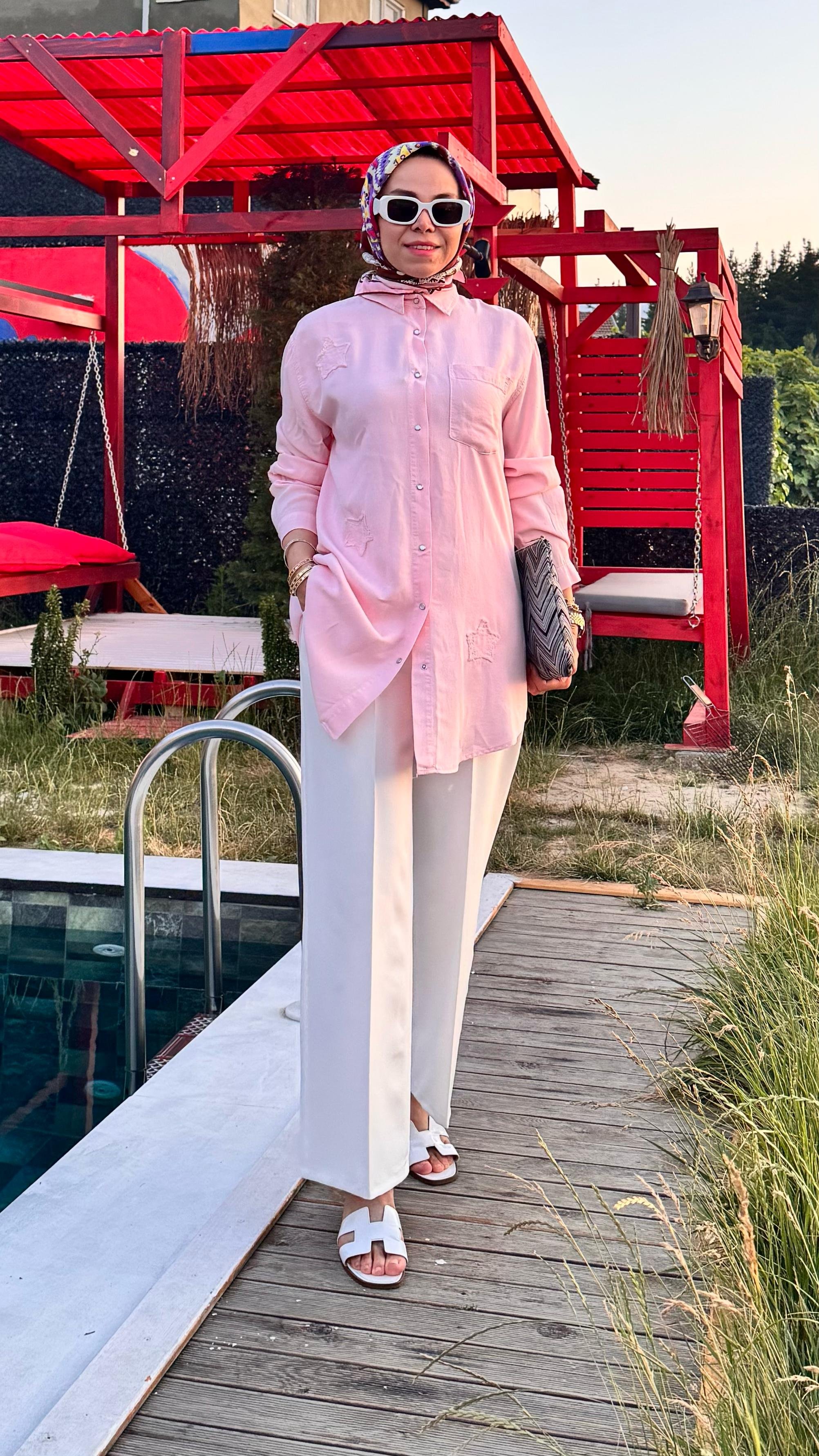 Yıldız Detaylı Tensel Gömlek - Pembe