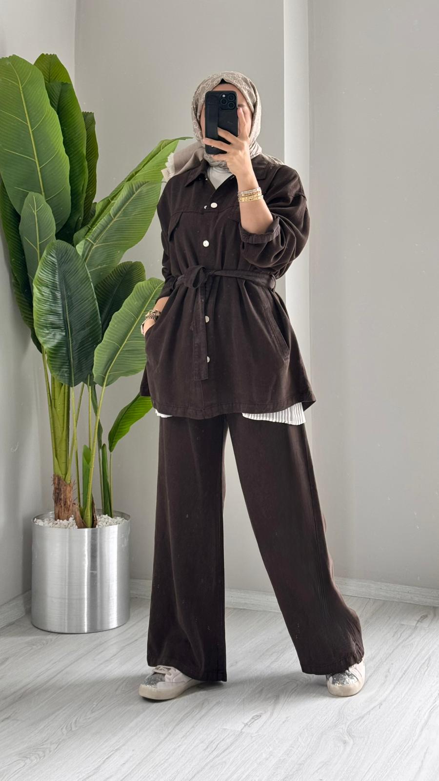 Comfort Fit Kuşaklı Takım