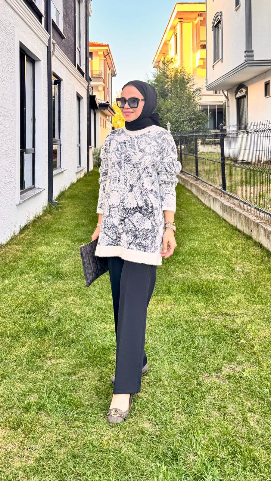 Batik Desenli Sim Geçişli Kazak - Beyaz