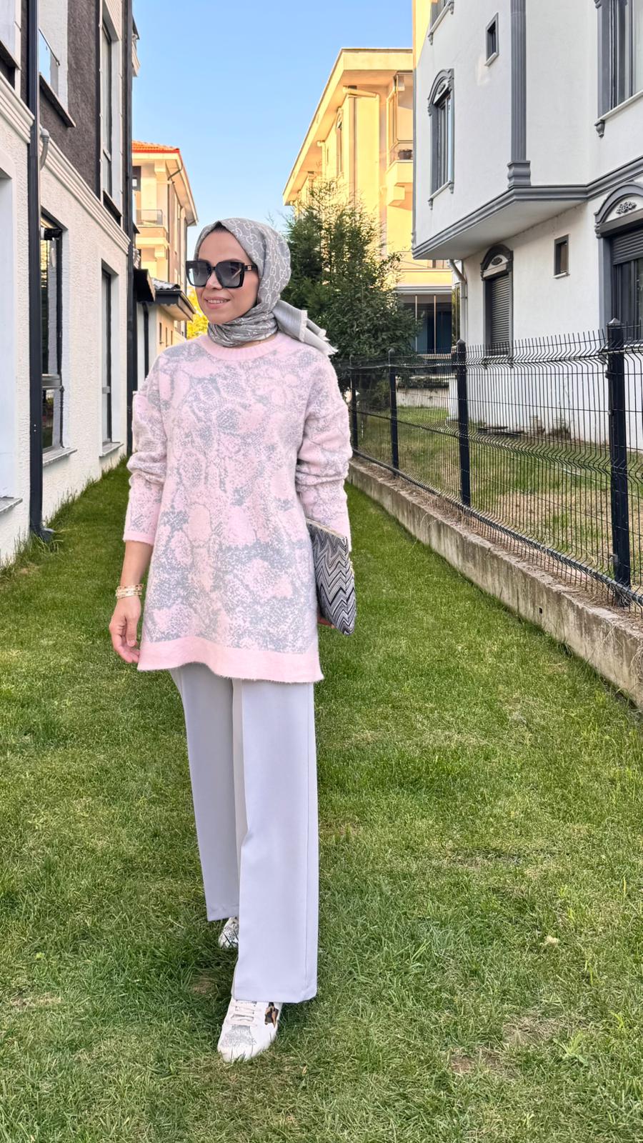 Batik Desenli Sim Geçişli Kazak - Pembe