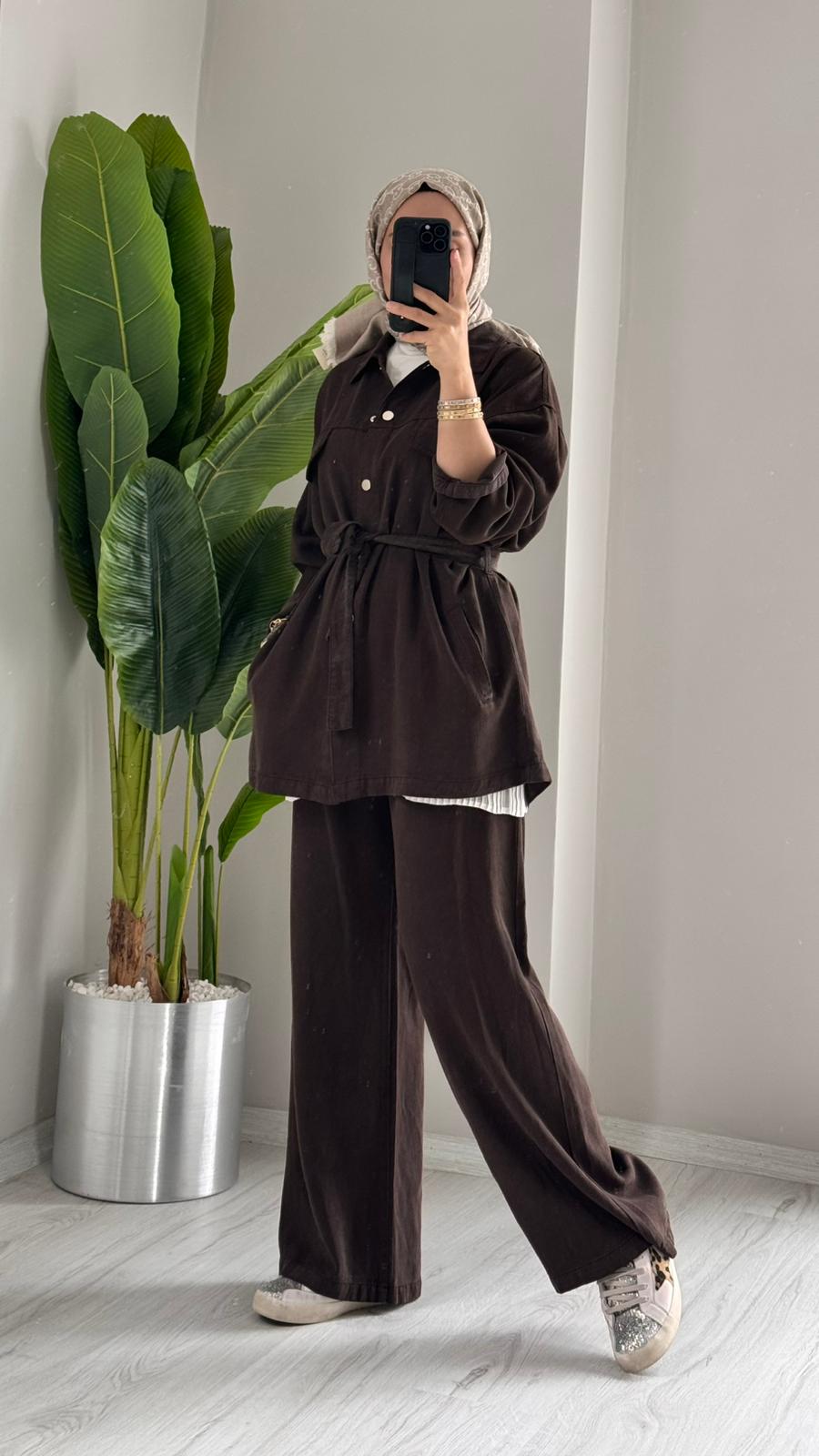 Comfort Fit Kuşaklı Takım