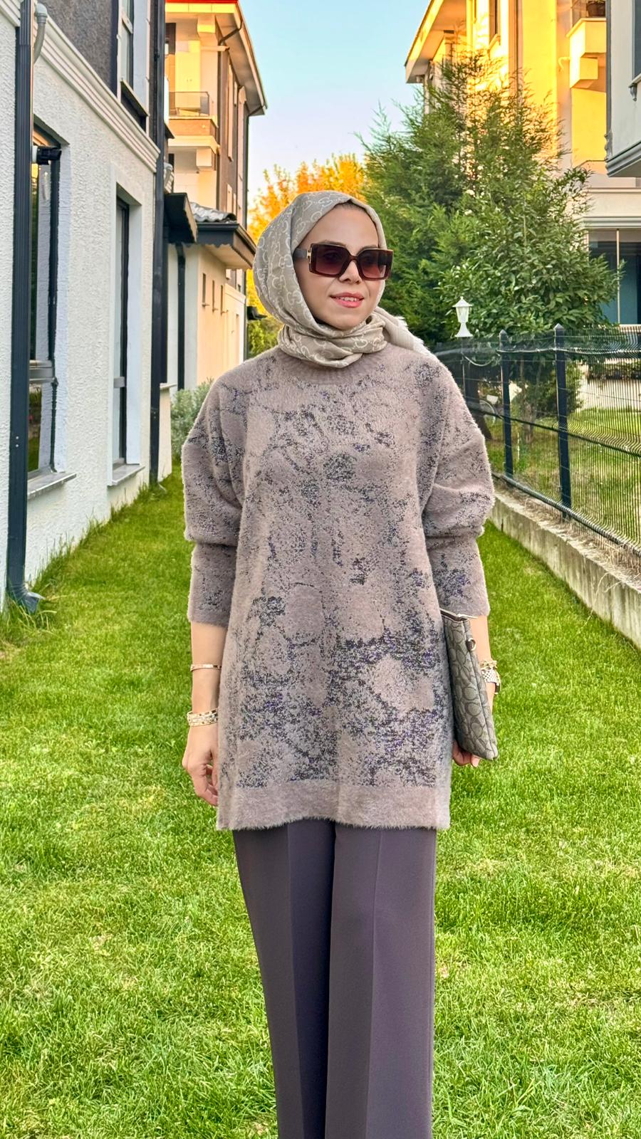 Batik Desenli Sim Geçişli Kazak - Vizon