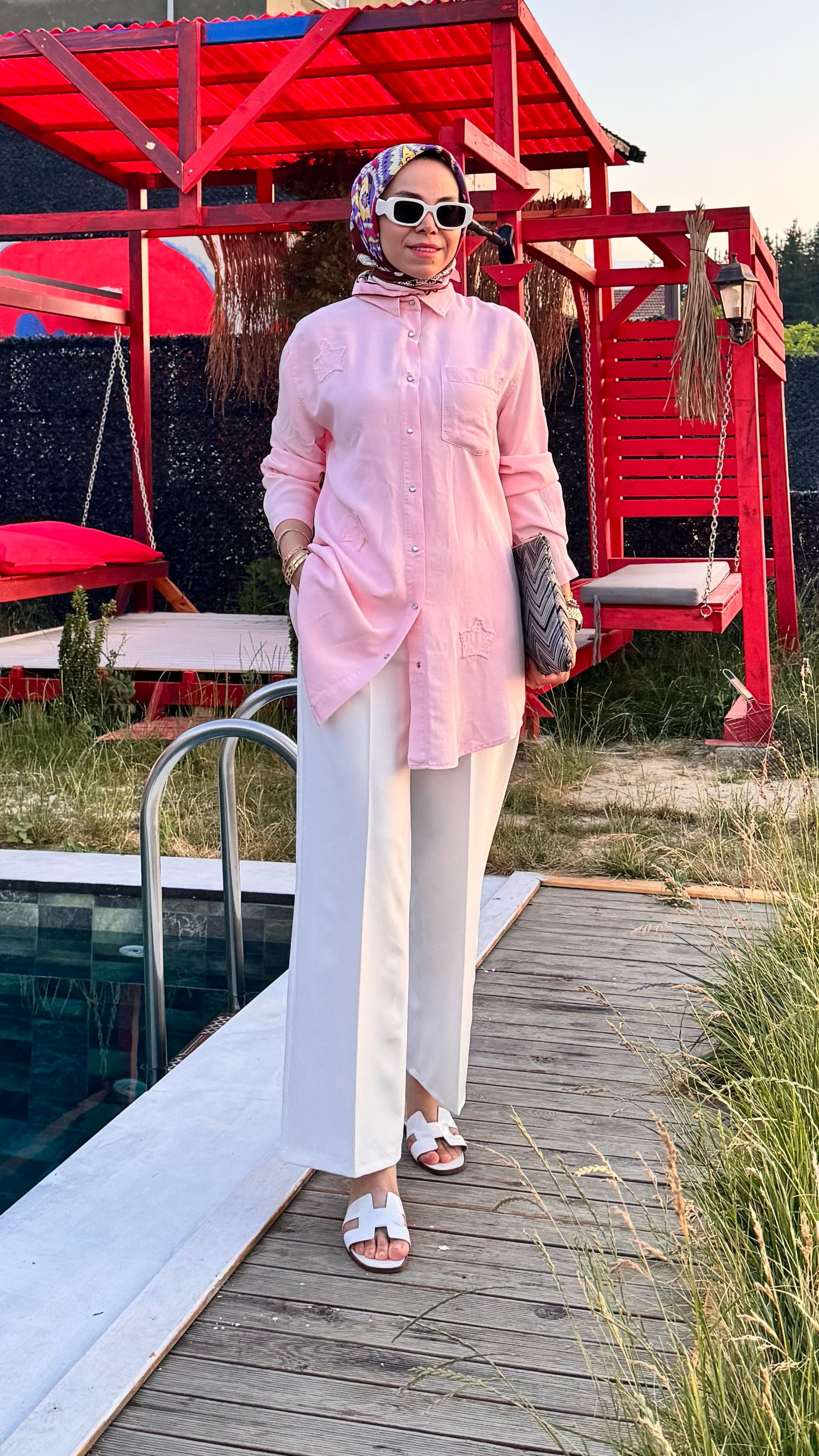 Yıldız Detaylı Tensel Gömlek - Pembe