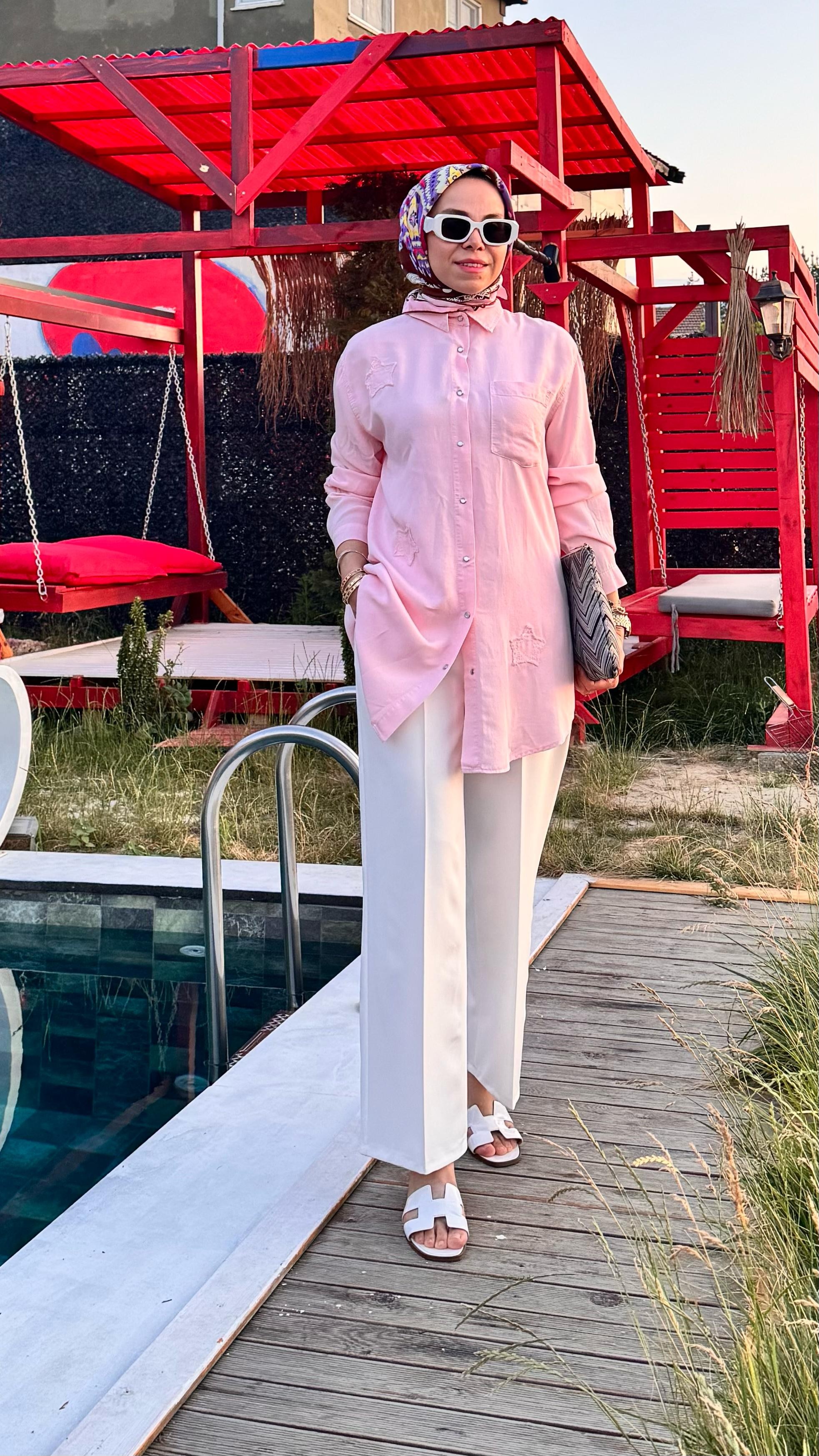 Yıldız Detaylı Tensel Gömlek - Pembe