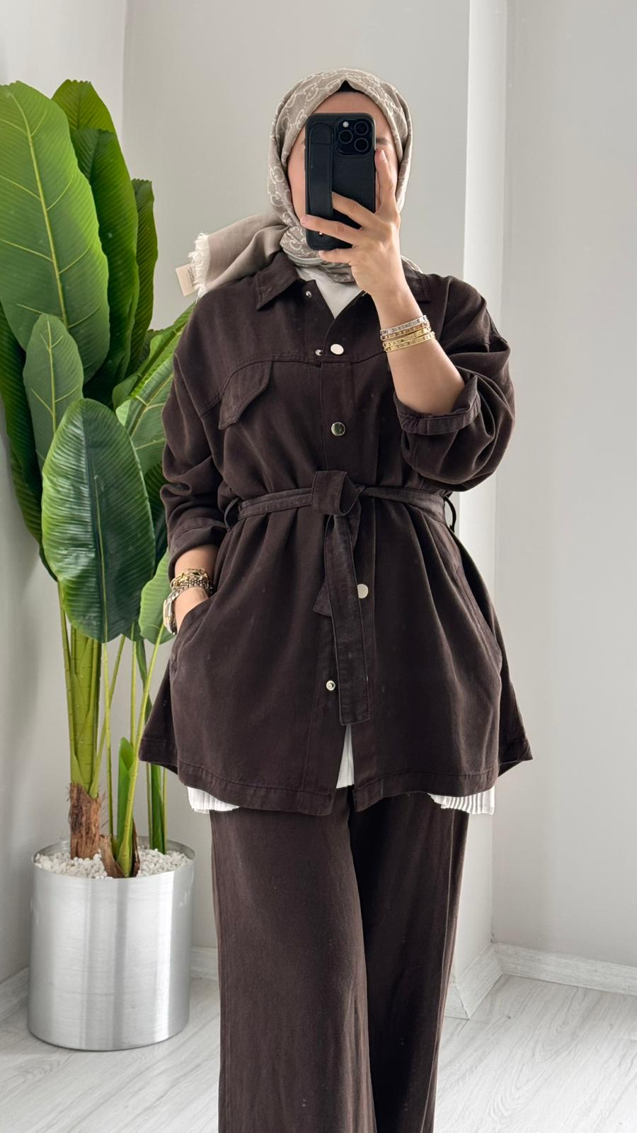 Comfort Fit Kuşaklı Takım