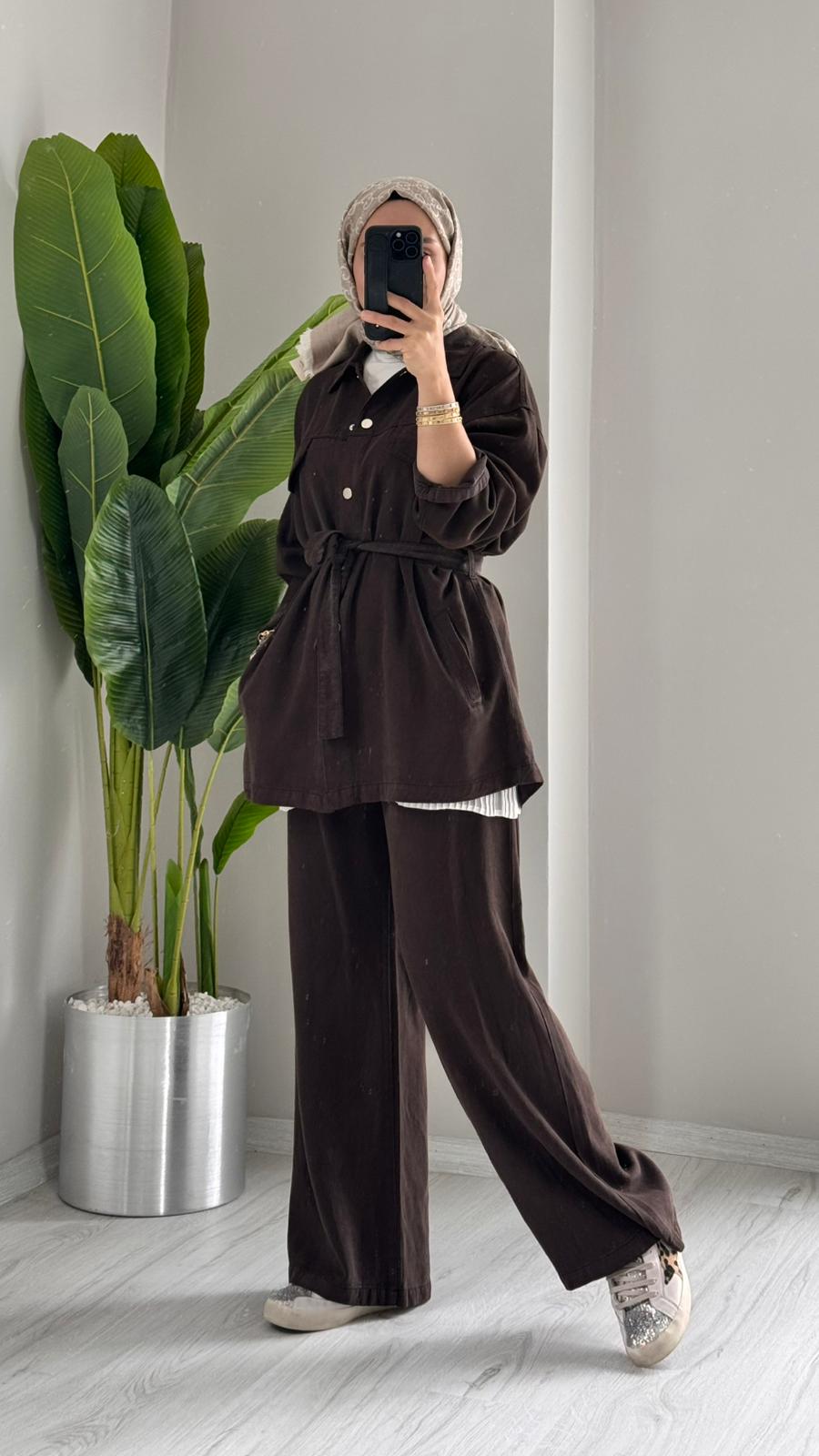 Comfort Fit Kuşaklı Takım