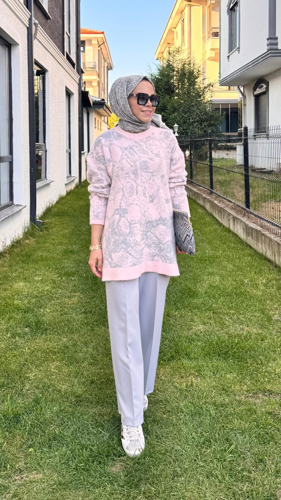 Batik Desenli Sim Geçişli Kazak - Pembe