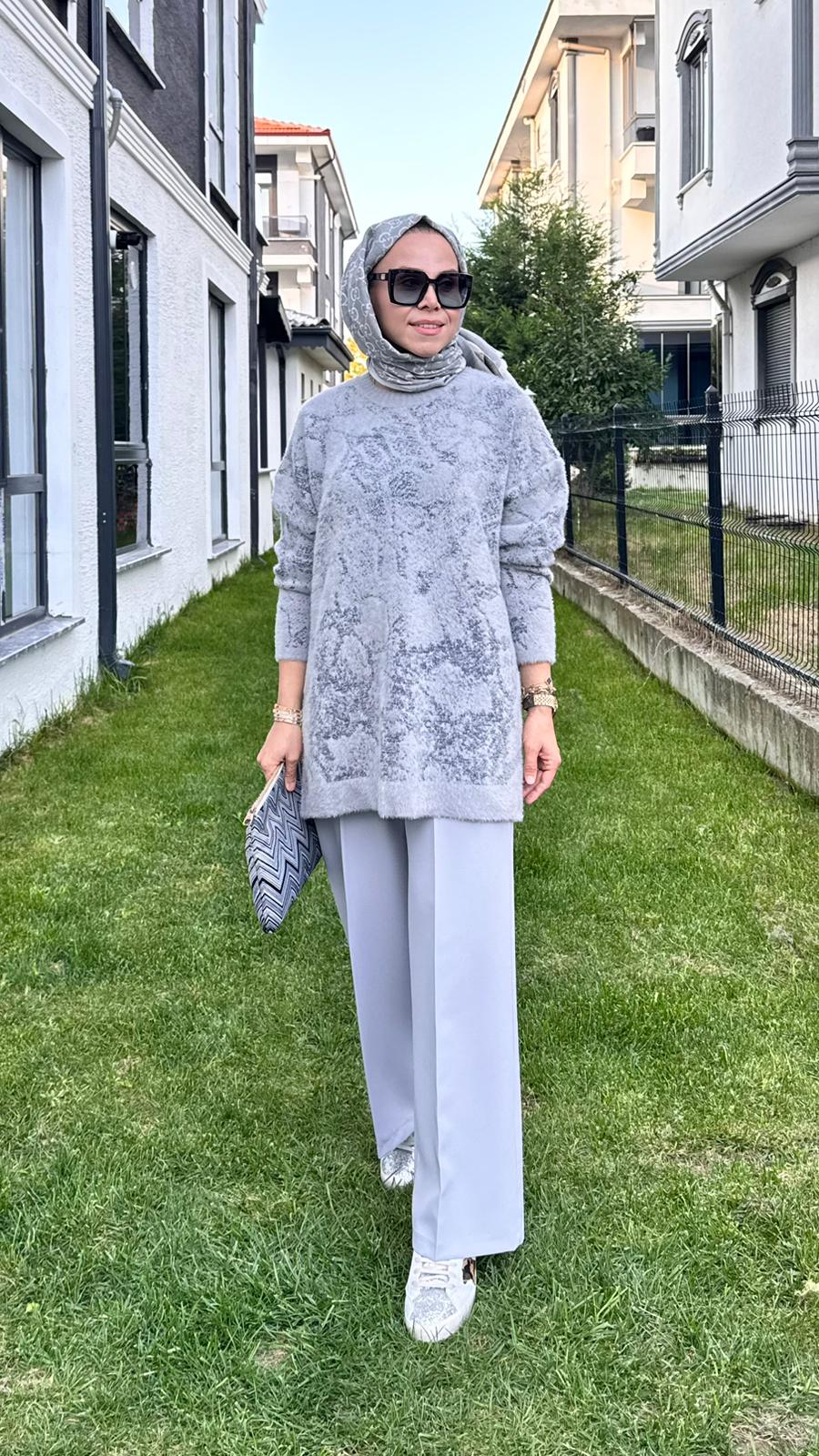 Batik Desenli Sim Geçişli Kazak - Gri