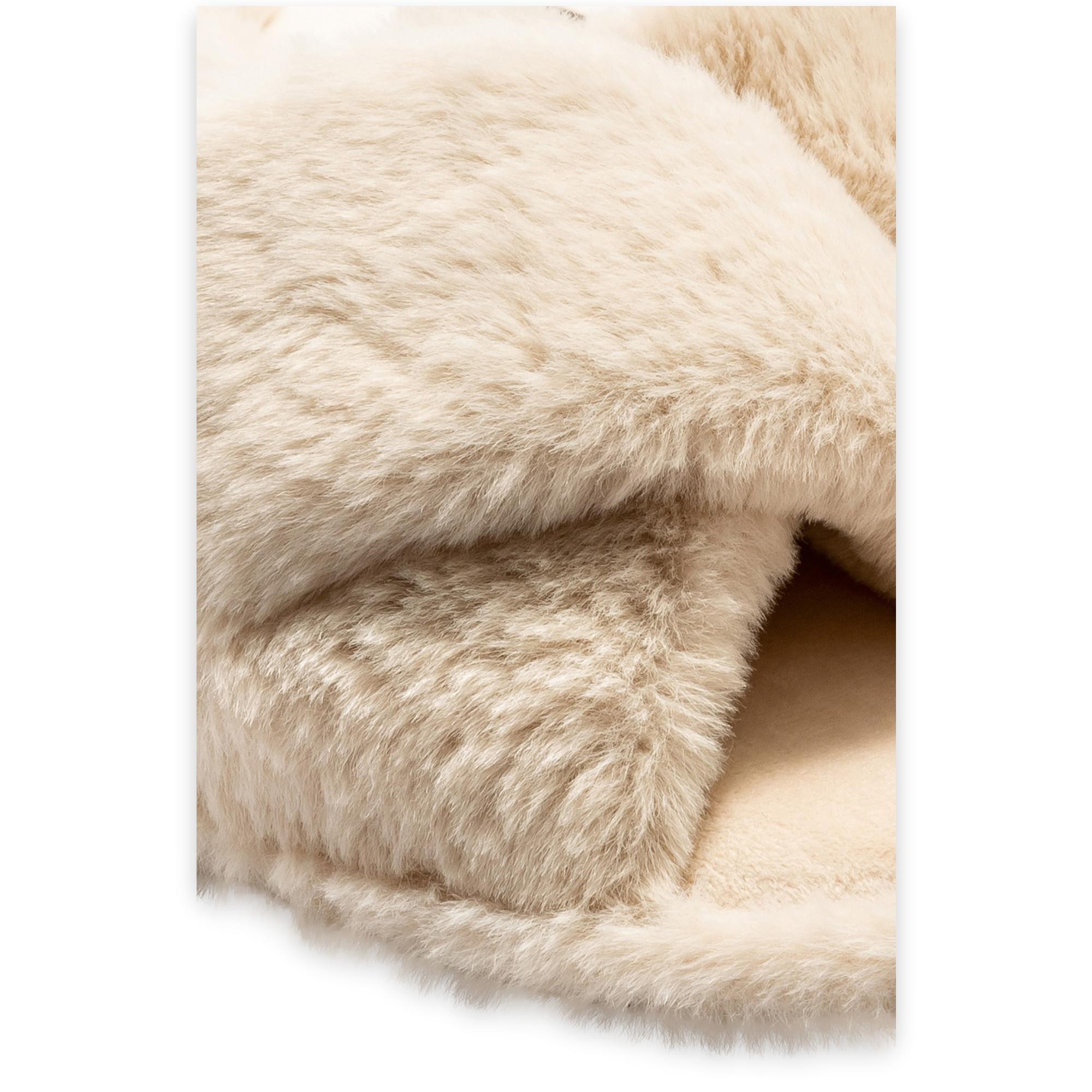 Twigy Cc0181Z Tw Çapraz Peluş Ev Terliği Kadın Terlik