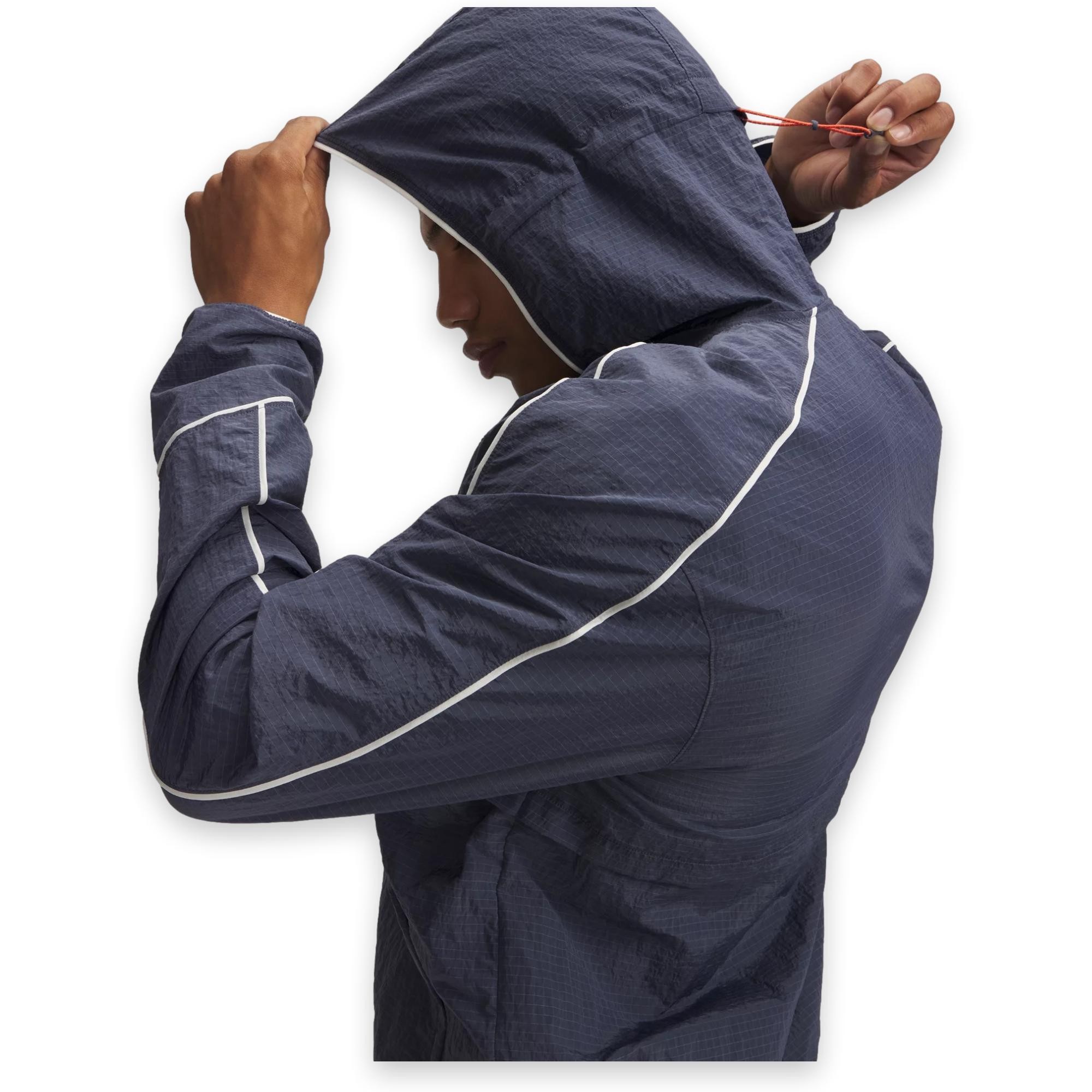 Under Armour 1389825 Ua Run 96 Jacket Erkek Ceket
