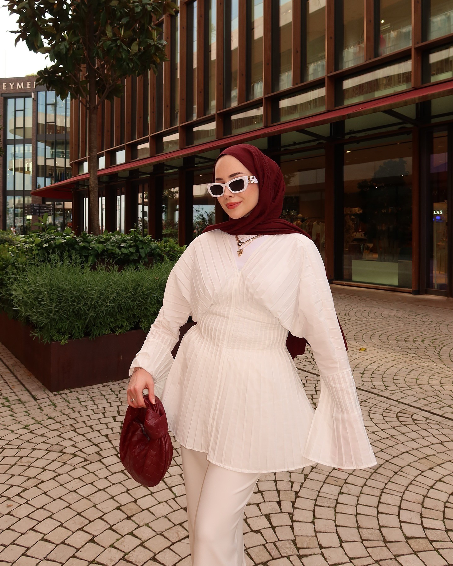 PİLİSE DETAYLI BLUZ