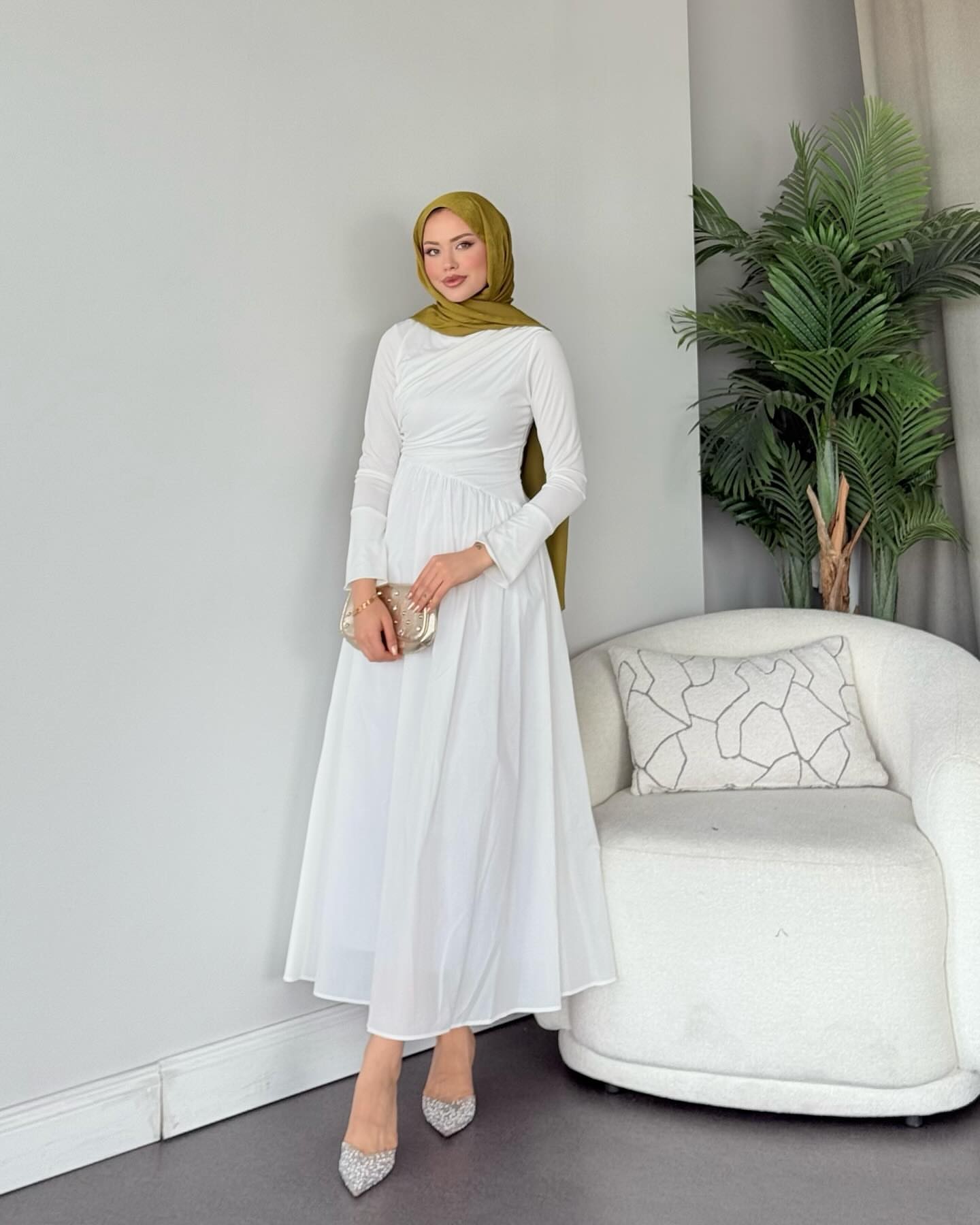 Elif Büzgü Detaylı Elbise - Beyaz