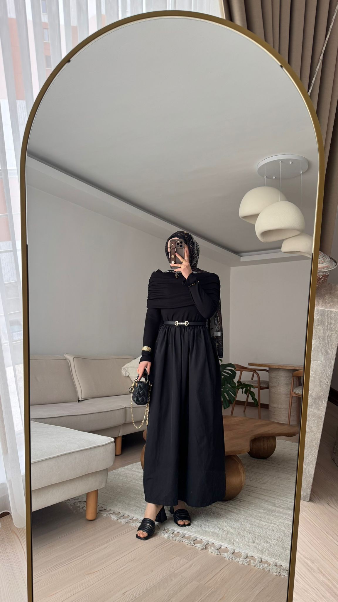 Melda Yaka Detaylı Elbise - Siyah