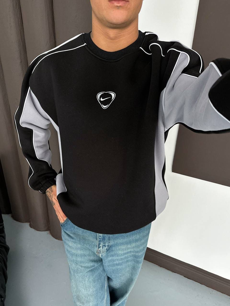 Logo Detay Şardonlu Unisex Sweatshirt