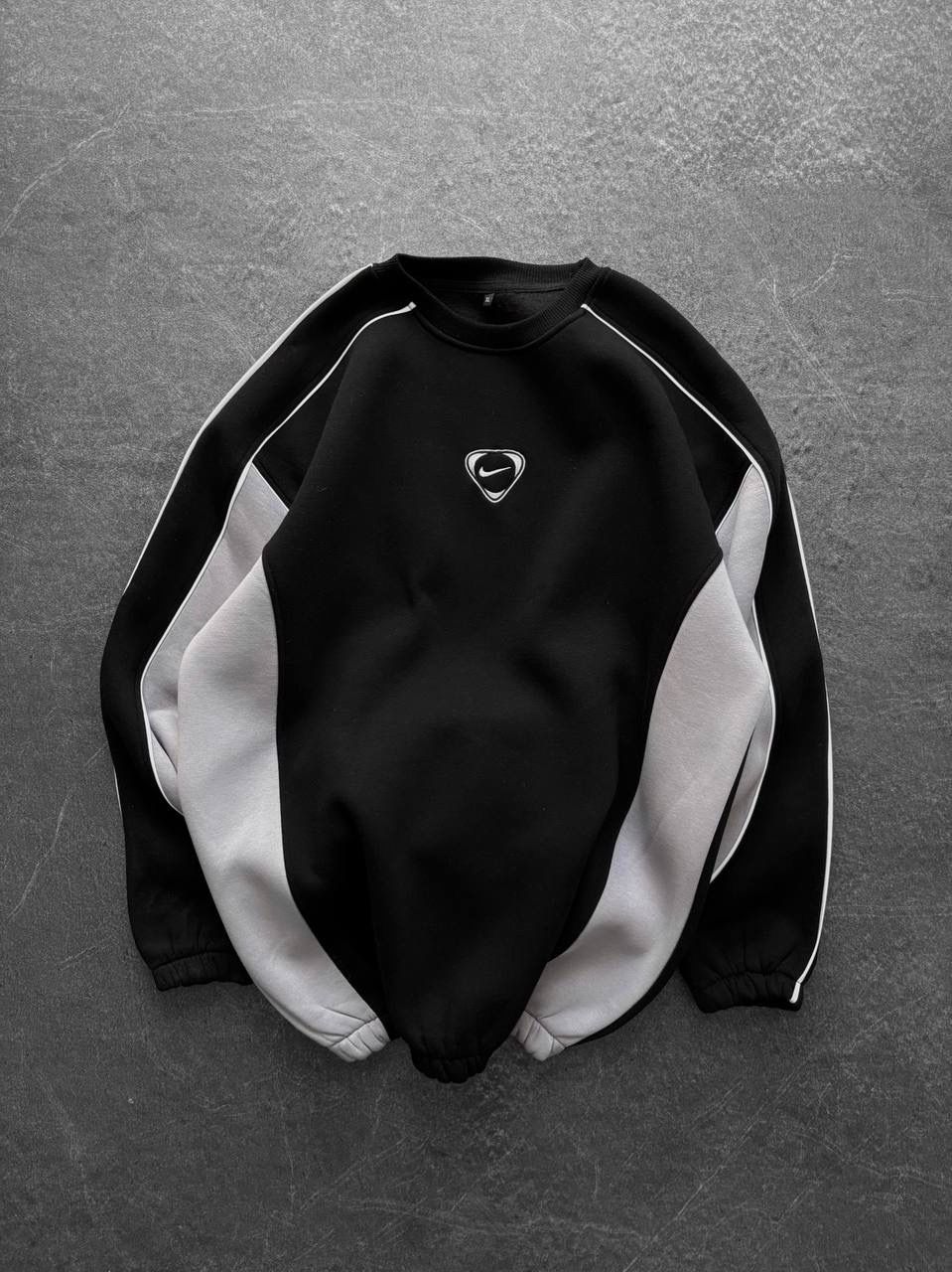 Logo Detay Şardonlu Unisex Sweatshirt