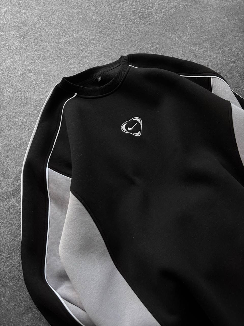 Logo Detay Şardonlu Unisex Sweatshirt