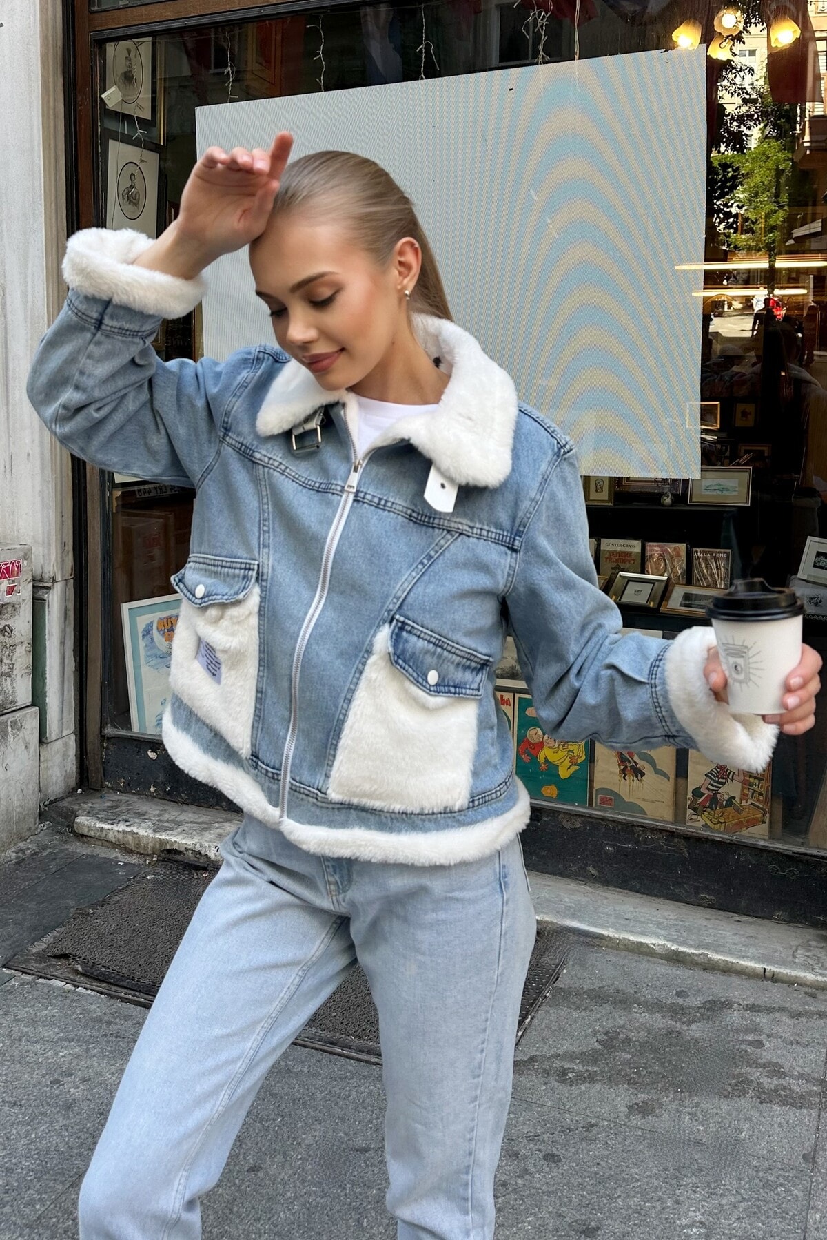 Suni Kürk Detaylı Jean Ceket - Oversize Denim Peluş