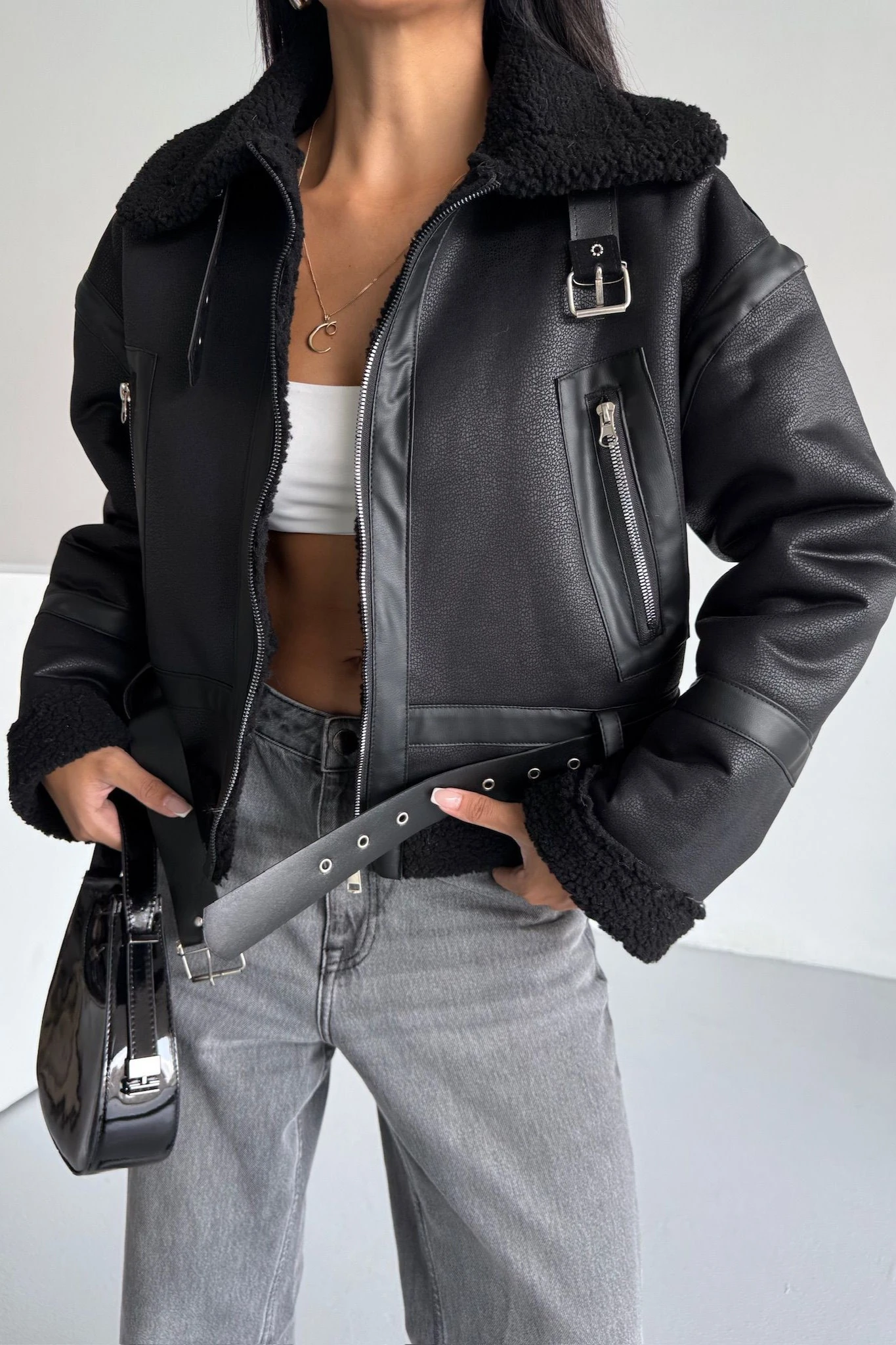 Kadın Kemer Detaylı Kürklü Biker Deri Mont - Fermuarlı Kışlık Şık Dış Giyim