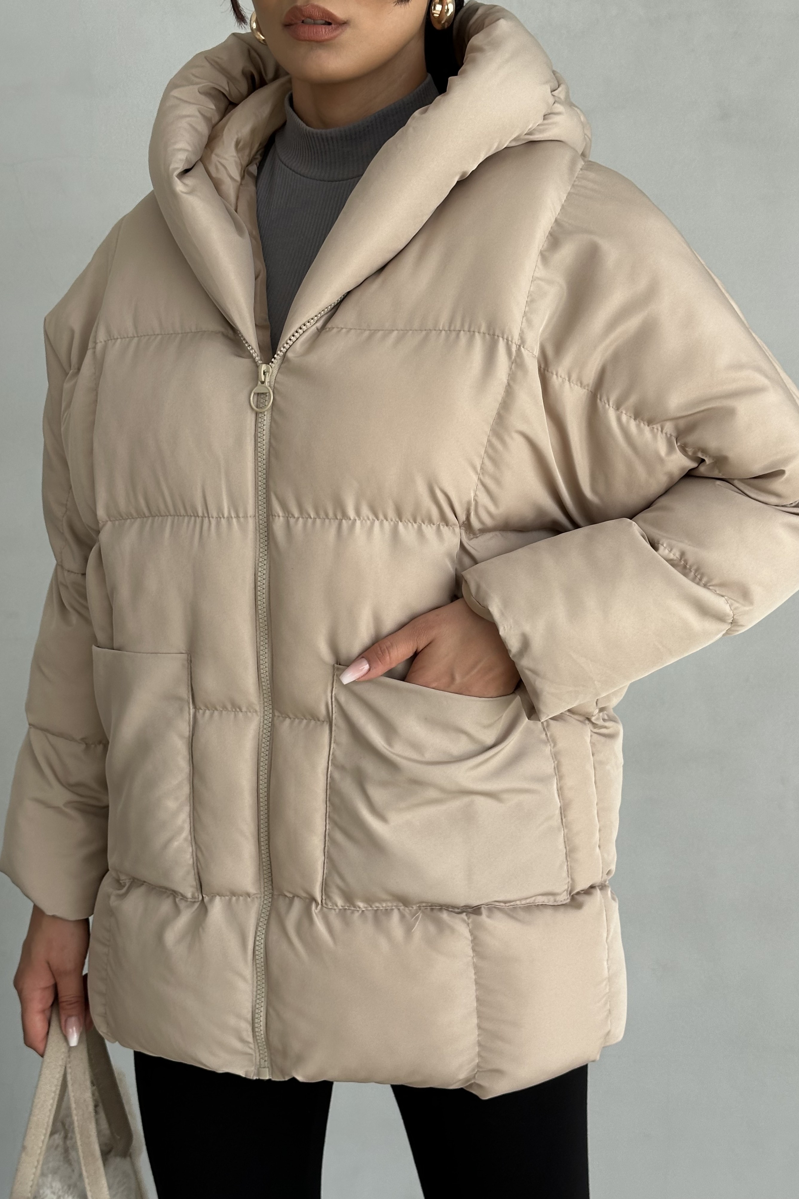 Puffer Kapüşonlu Şişme Yarasa Mont