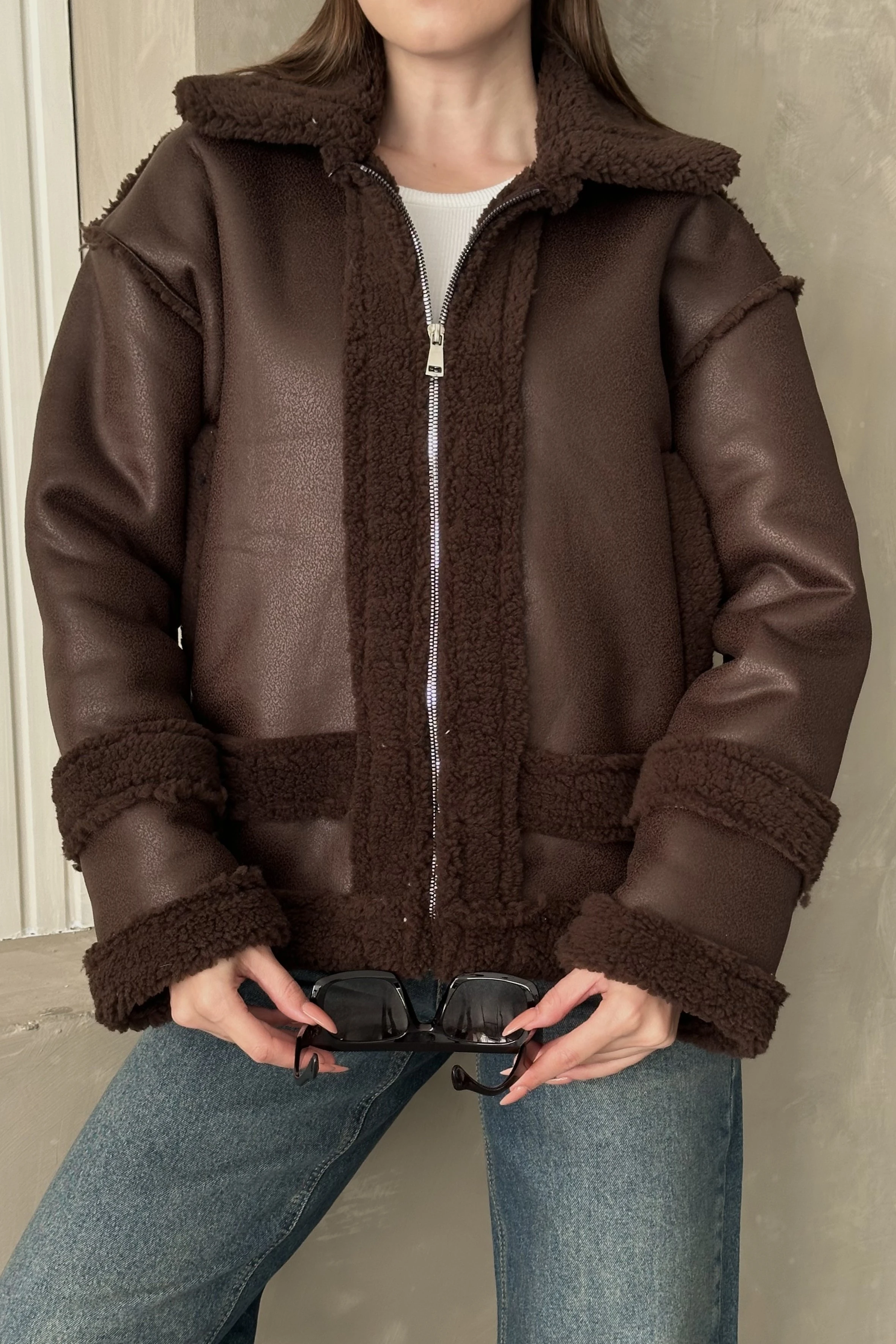 Kadın İçi Kürklü Lamine Suni Deri Mont | Fermuarlı Cepli Kışlık Ceket - kahverengi