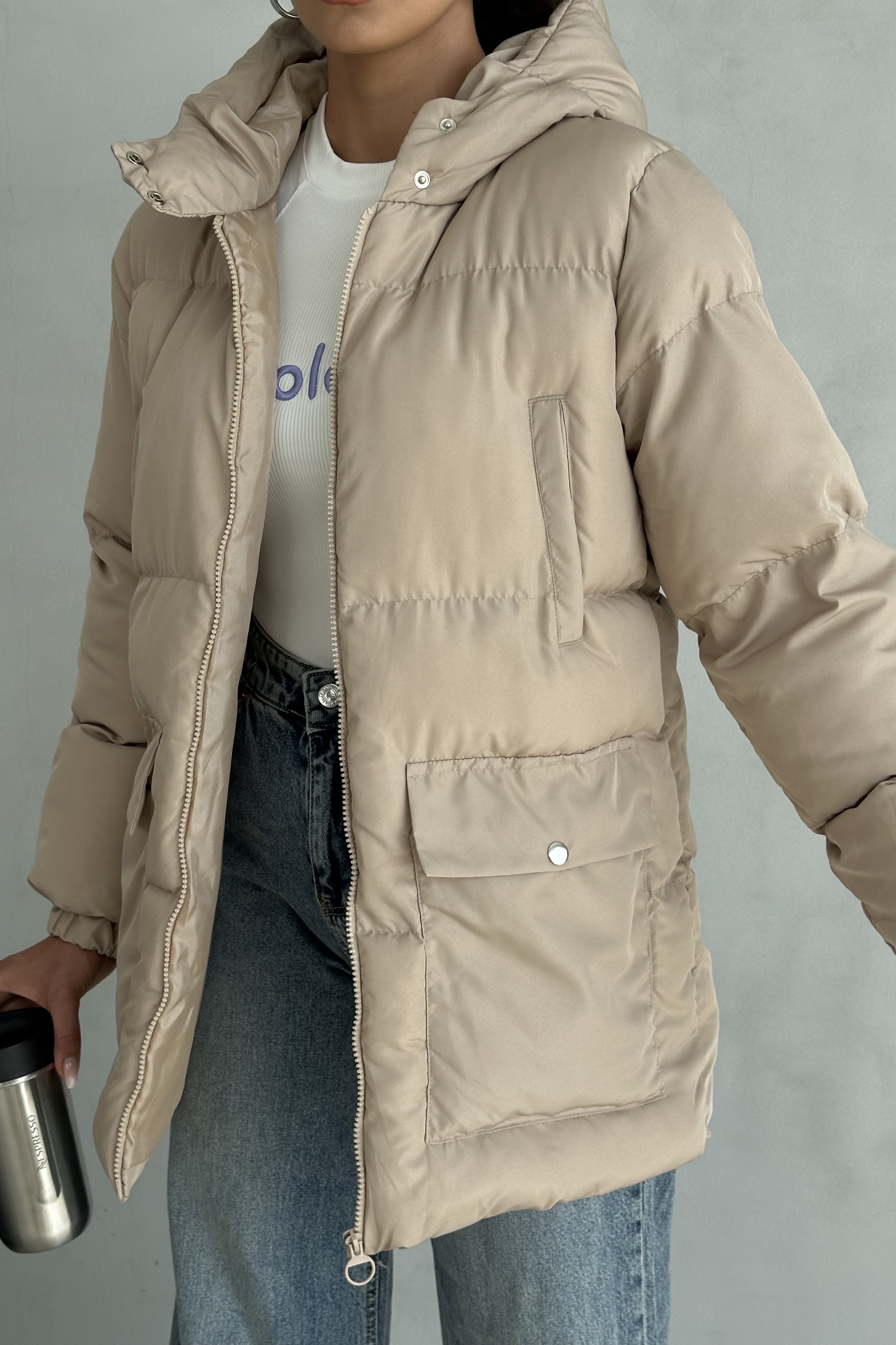 Puffer 4 Cep Detaylı Kapüşonlu Şişme Mont