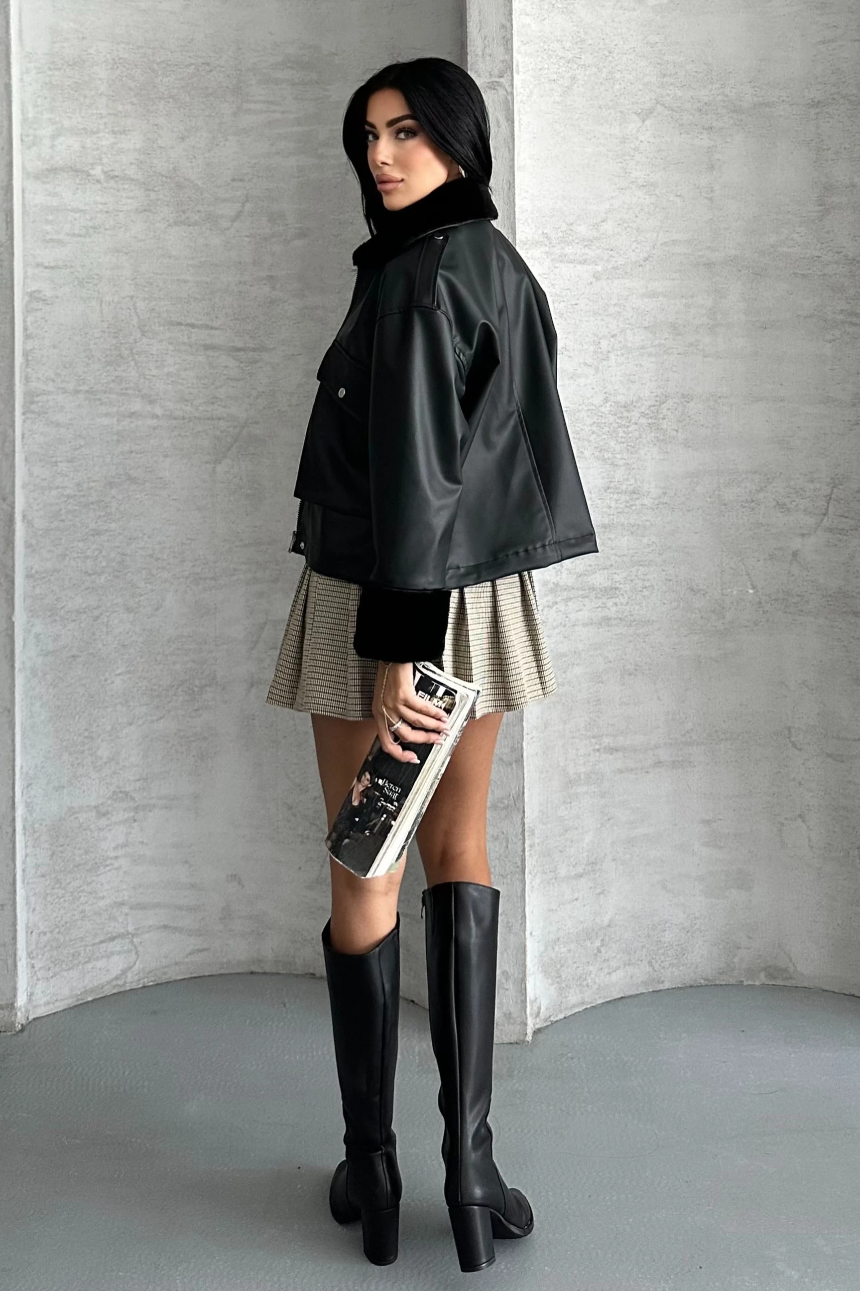 Kadın Kürk Yakalı Biker Deri Ceket | Çift Cepli, Soğuk Geçirmez, Kışlık Suni Deri Mont