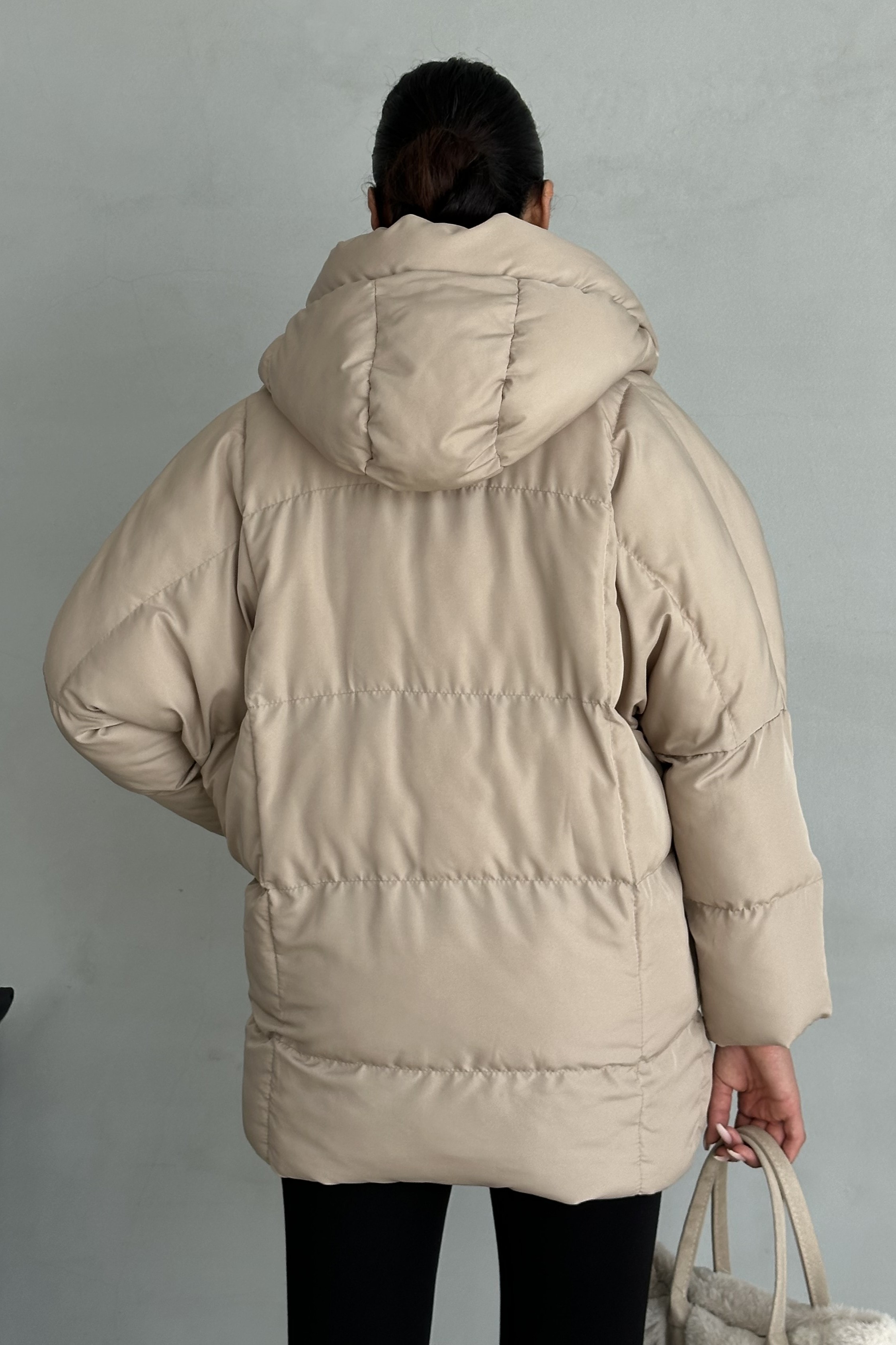 Puffer Kapüşonlu Şişme Yarasa Mont