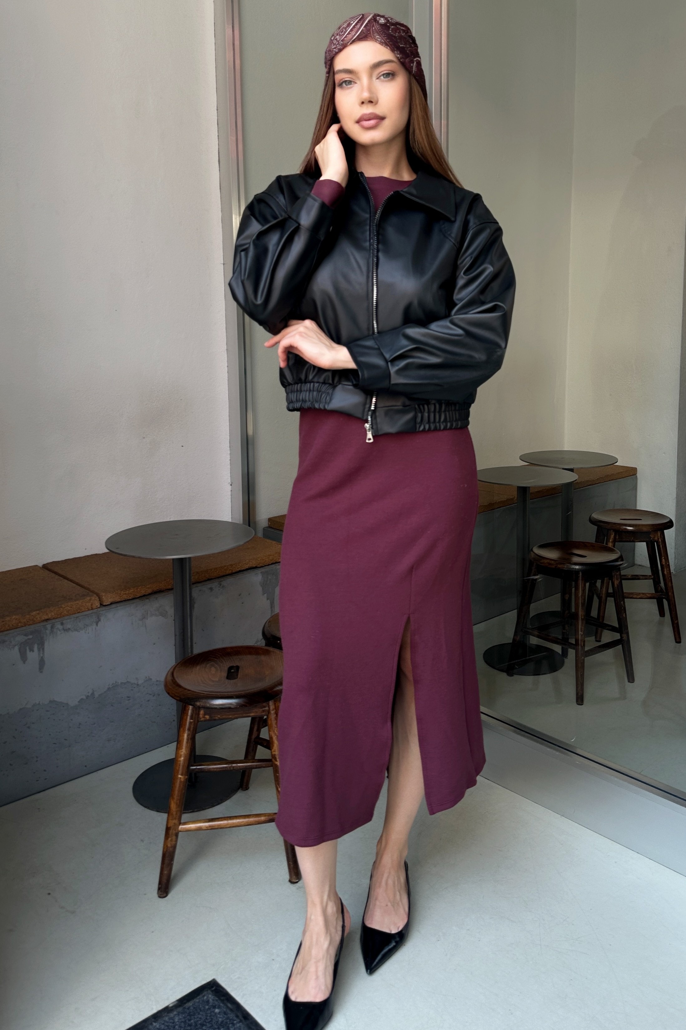 Kadın Oversize Deri Bomber Ceket – Şık, Modern ve Rahat Tasarım