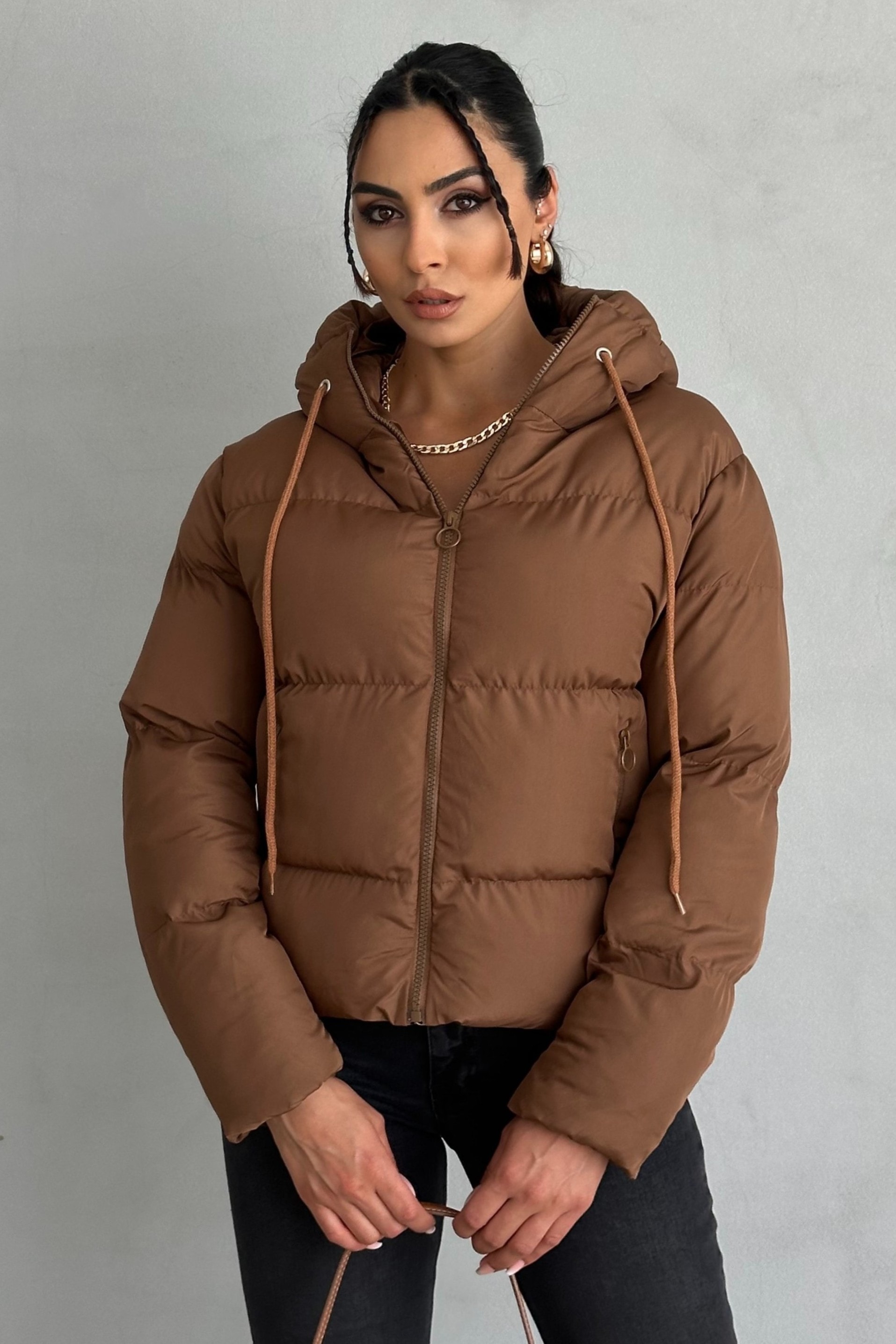 Yakası Bağcıklı Puffer Şişme Mont - kahverengi