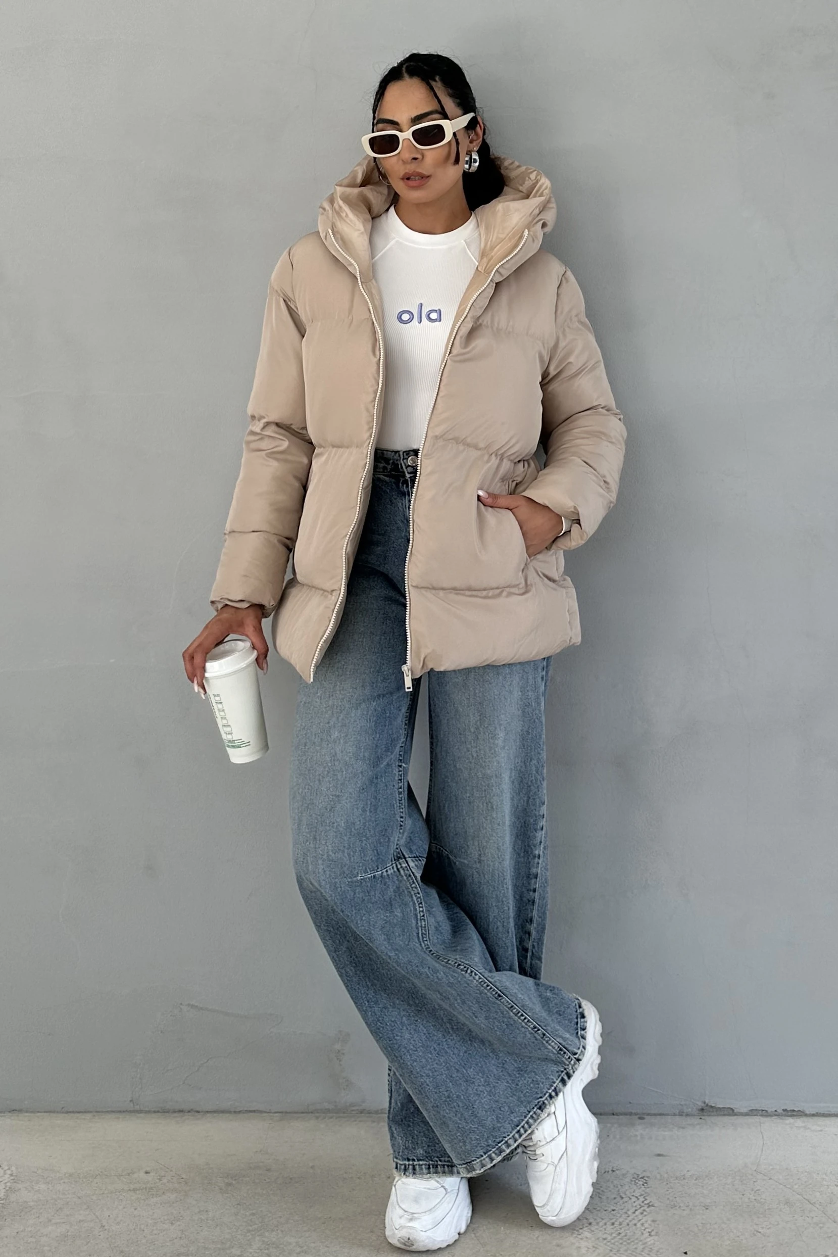 Kadın Kapüşonlu Şişme Mont